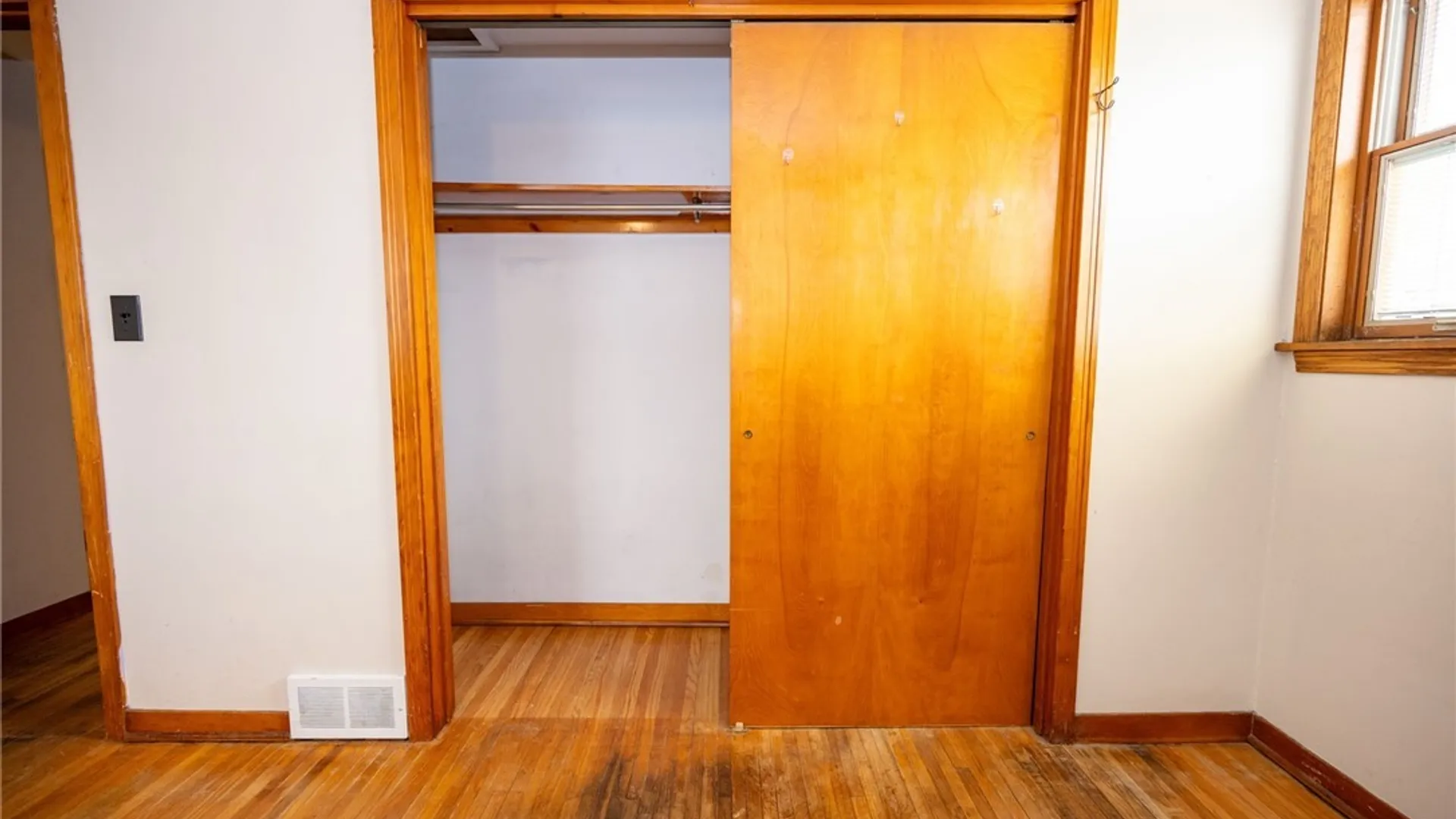 Property at 65 Dania Drive, Cheektowaga, NY 14225 28