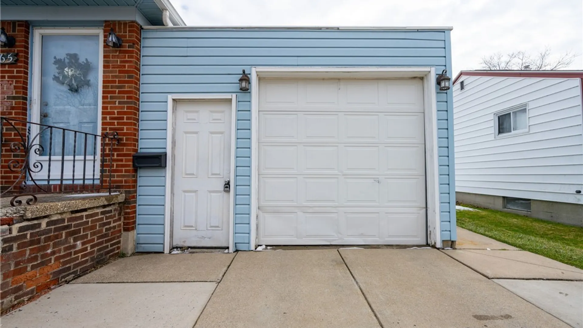 Property at 65 Dania Drive, Cheektowaga, NY 14225 5