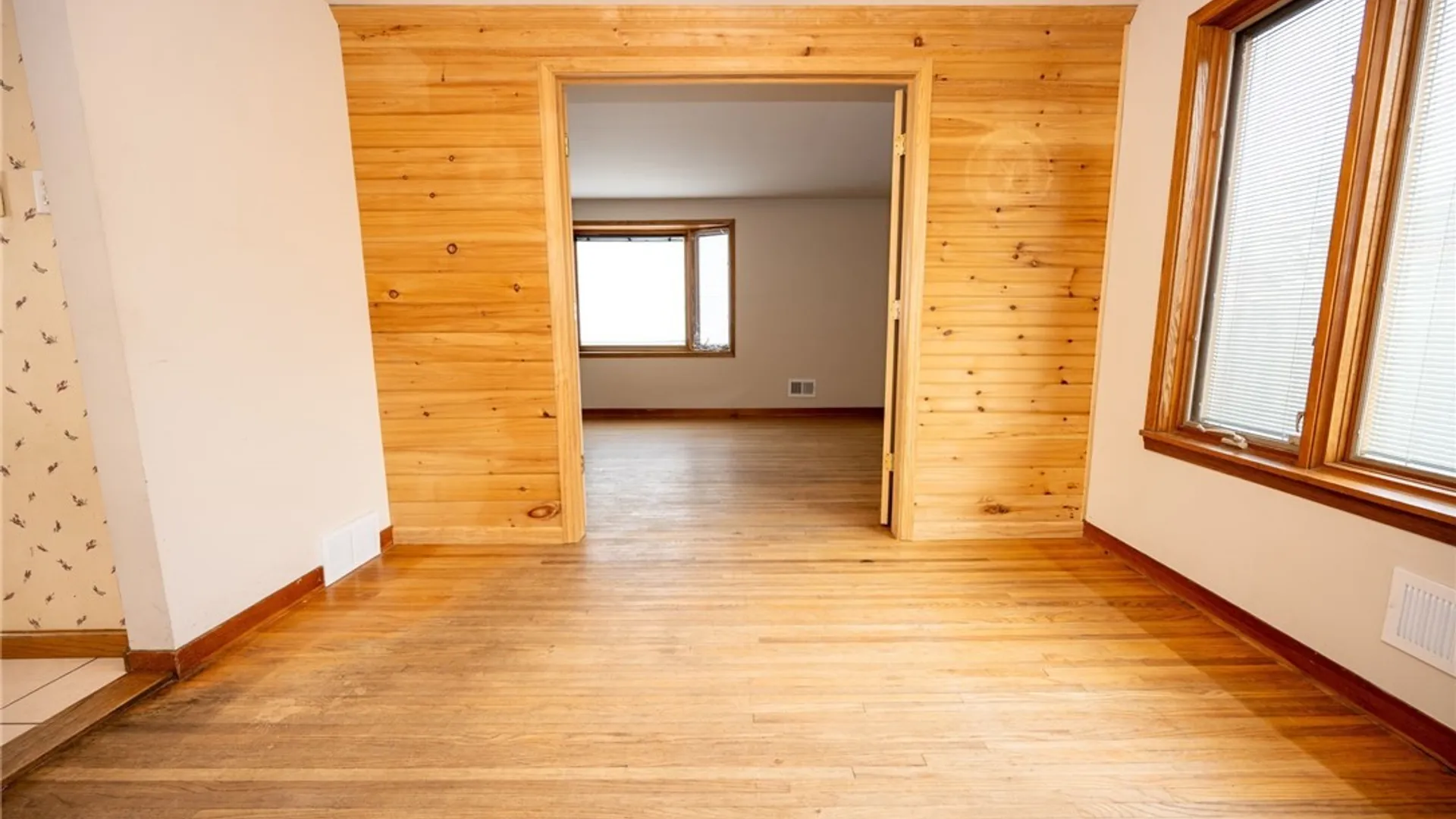 Property at 65 Dania Drive, Cheektowaga, NY 14225 9