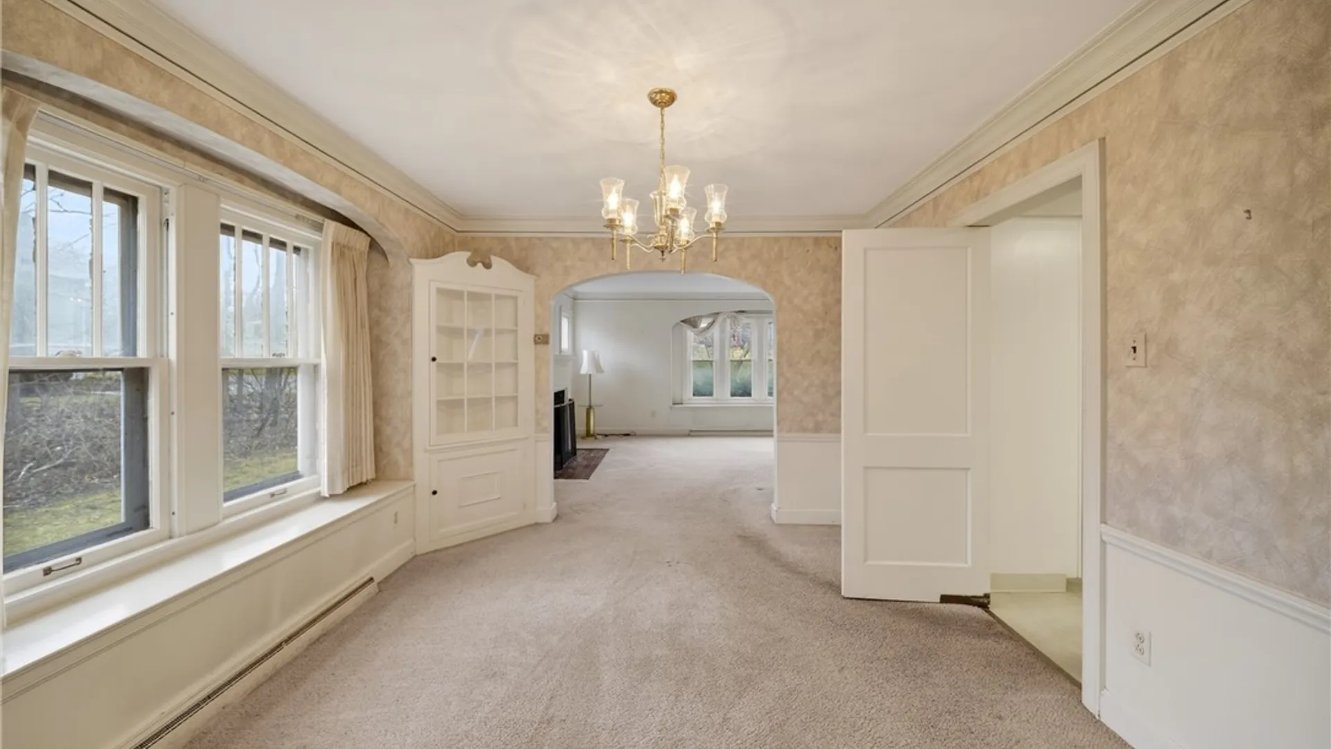 Property at 125 Stoneridge Dr, DeWitt, NY 13214 10