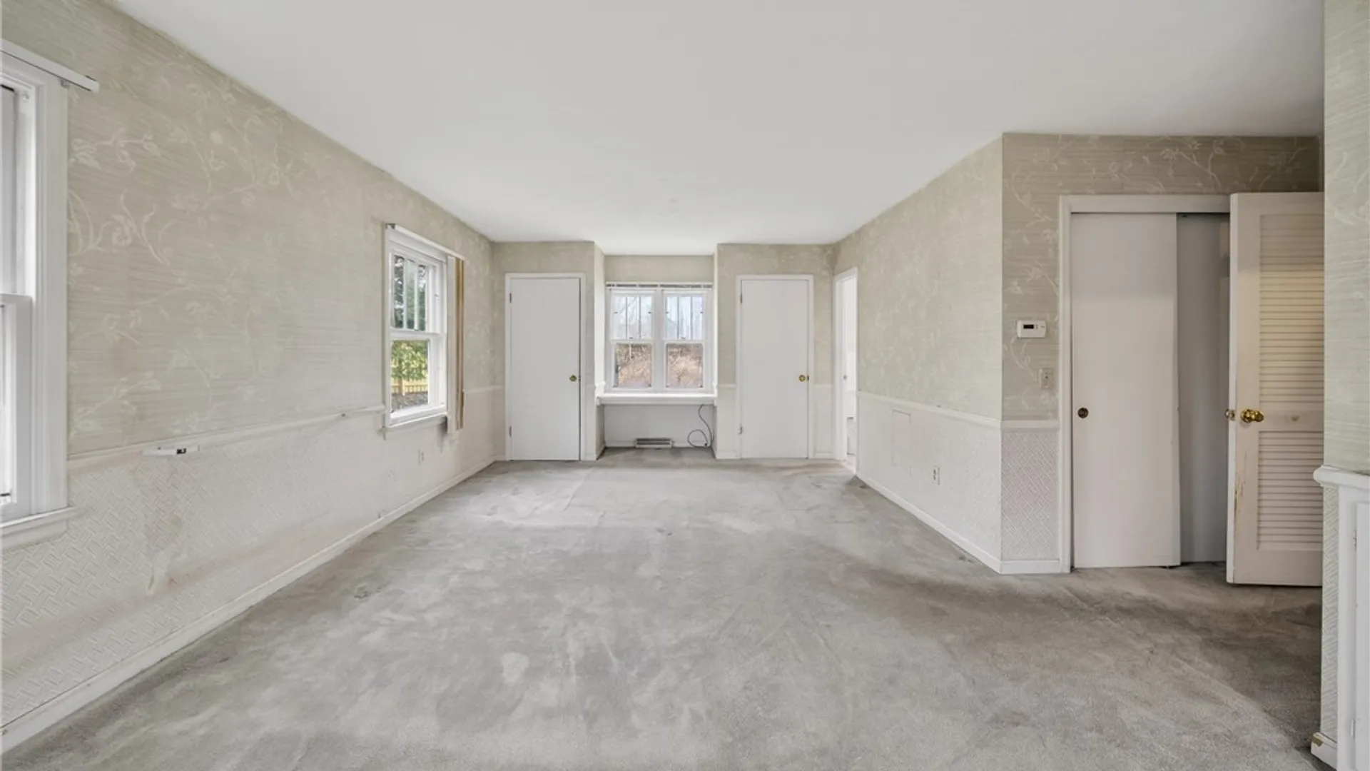 Property at 125 Stoneridge Dr, DeWitt, NY 13214 17