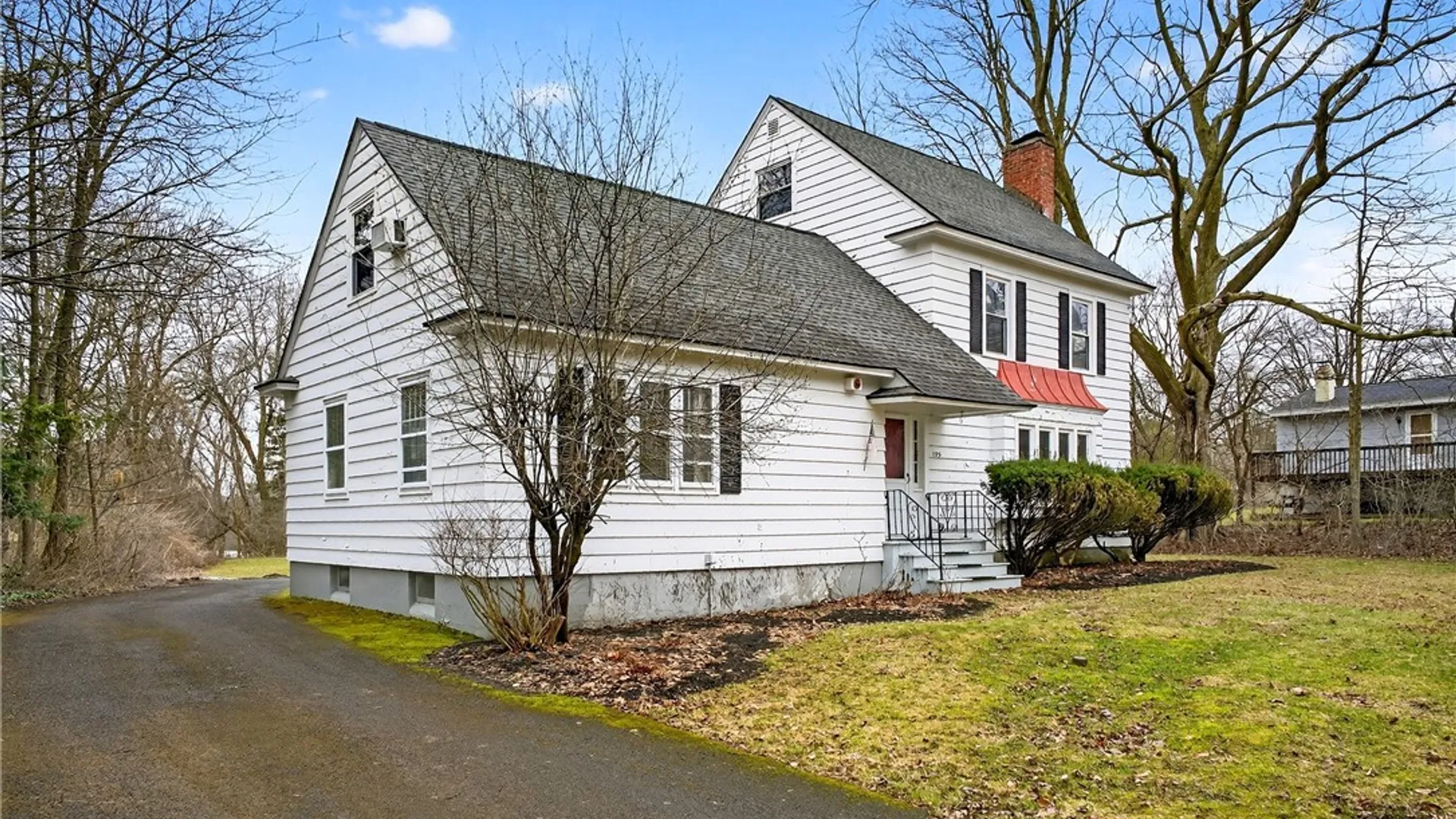 Property at 125 Stoneridge Dr, DeWitt, NY 13214 2