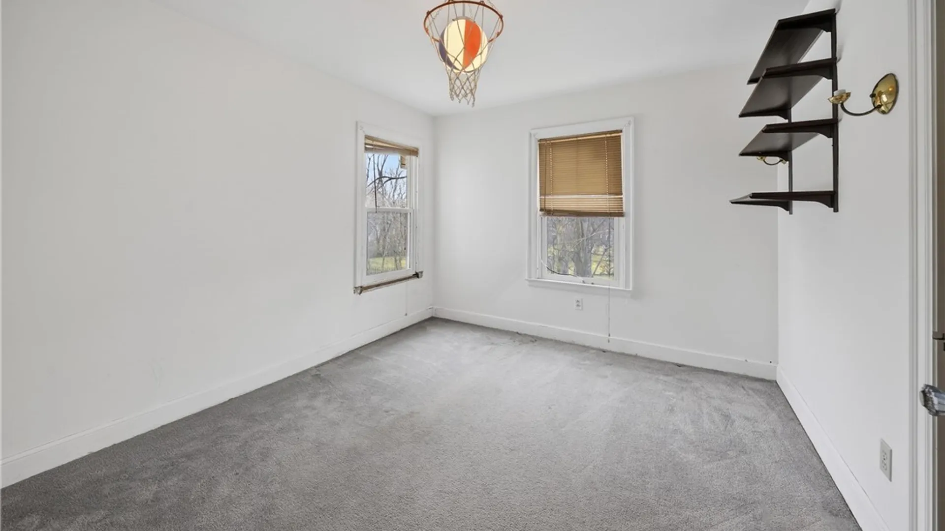 Property at 125 Stoneridge Dr, DeWitt, NY 13214 25