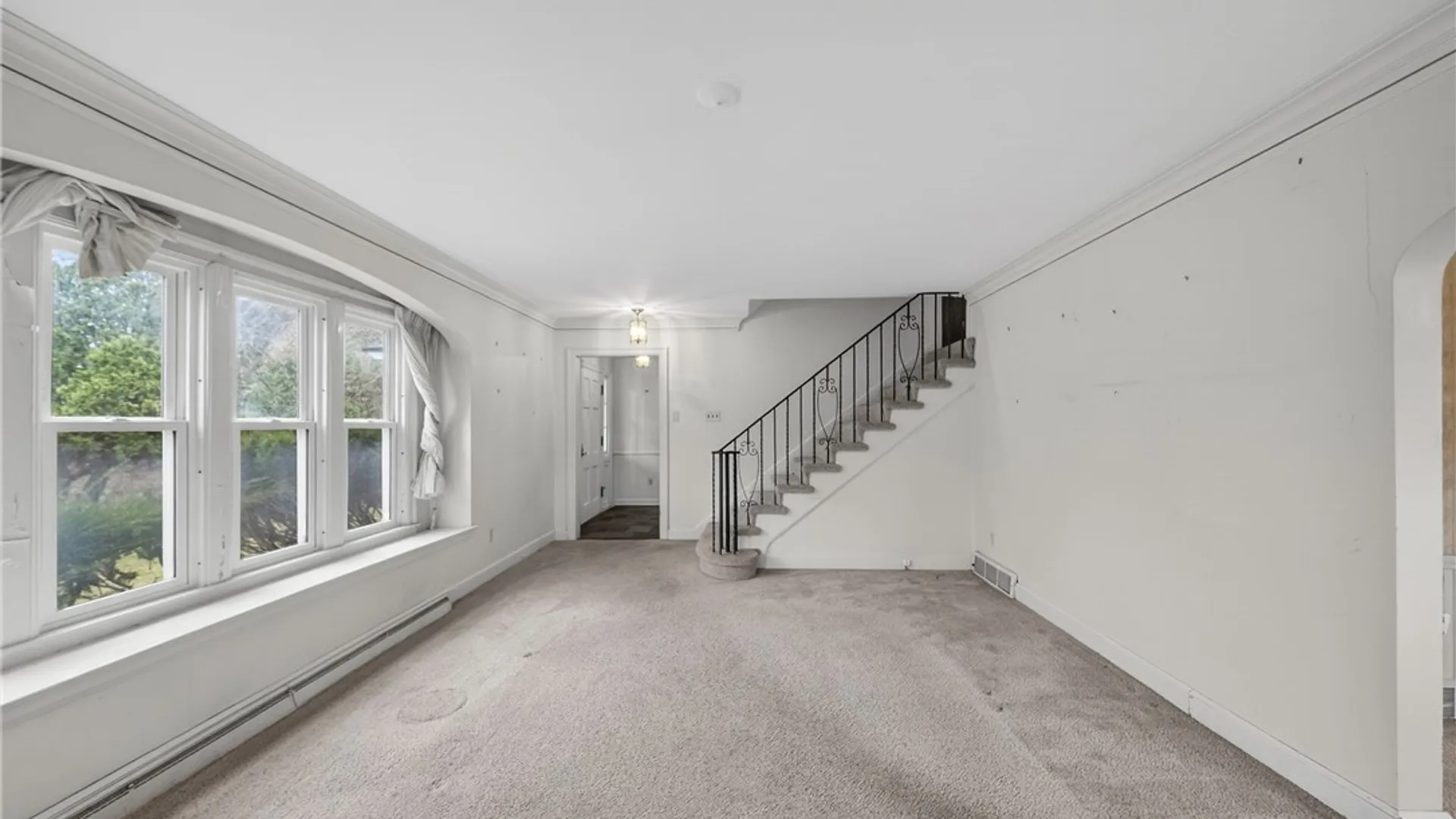 Property at 125 Stoneridge Dr, DeWitt, NY 13214 7