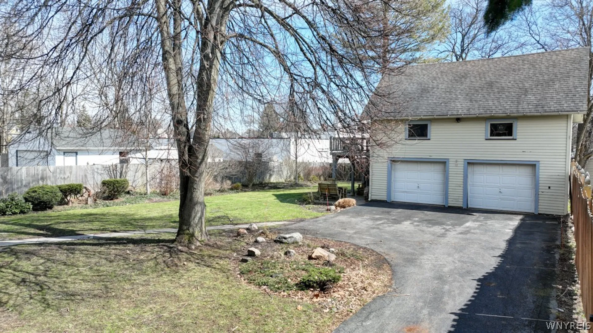 Property at 34 Park Place, Aurora, NY 14052 40