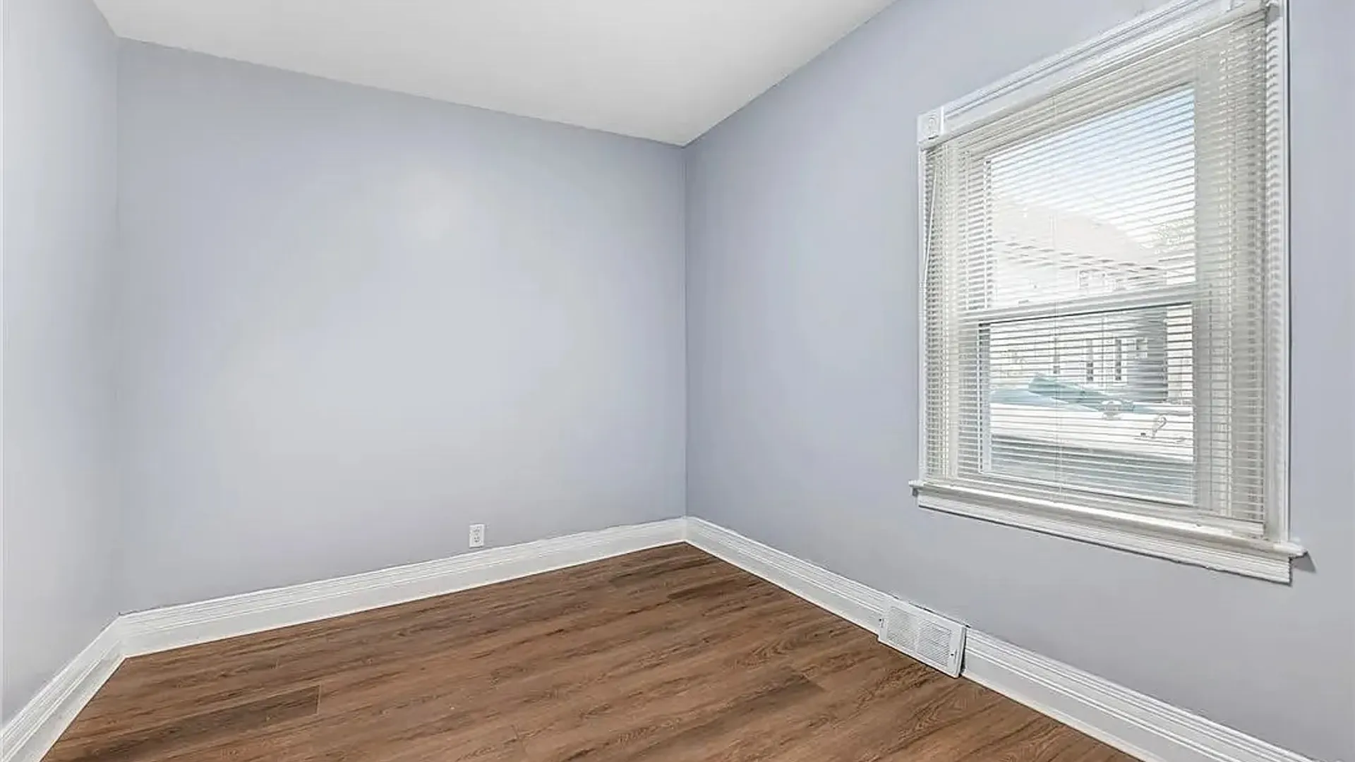 Property at 405 W Ferry, Buffalo, NY 14213 21