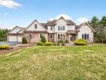 Property at 7 La Terra, Penfield, NY 14580