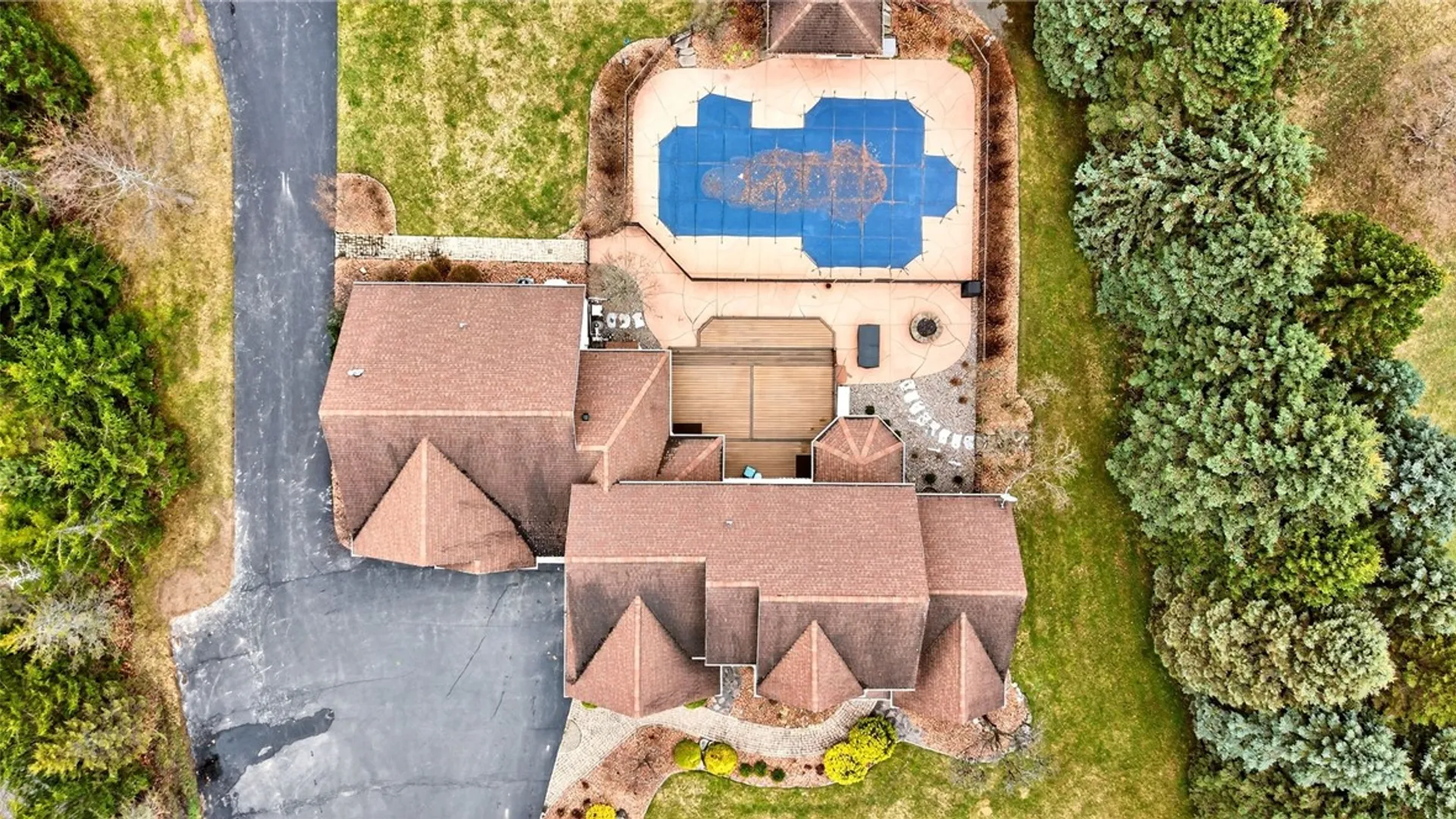 Property at 7 La Terra, Penfield, NY 14580 48