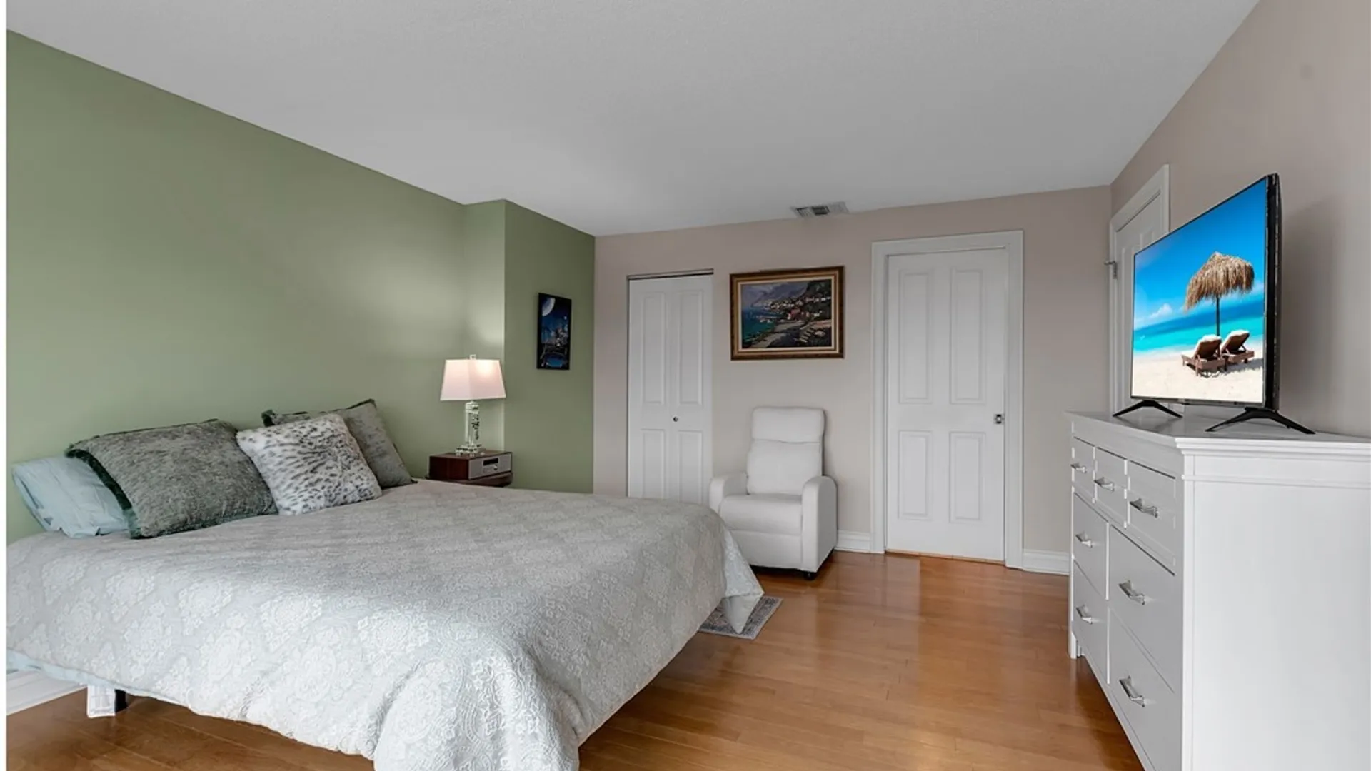 Property at 75 Ojibwa Circle, Buffalo, NY 14202 11