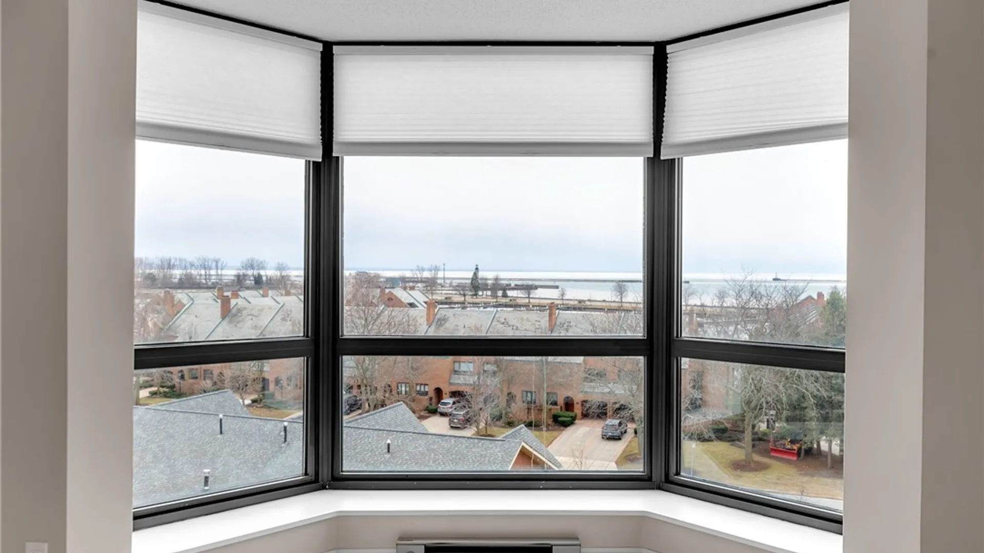 Property at 75 Ojibwa Circle, Buffalo, NY 14202 12