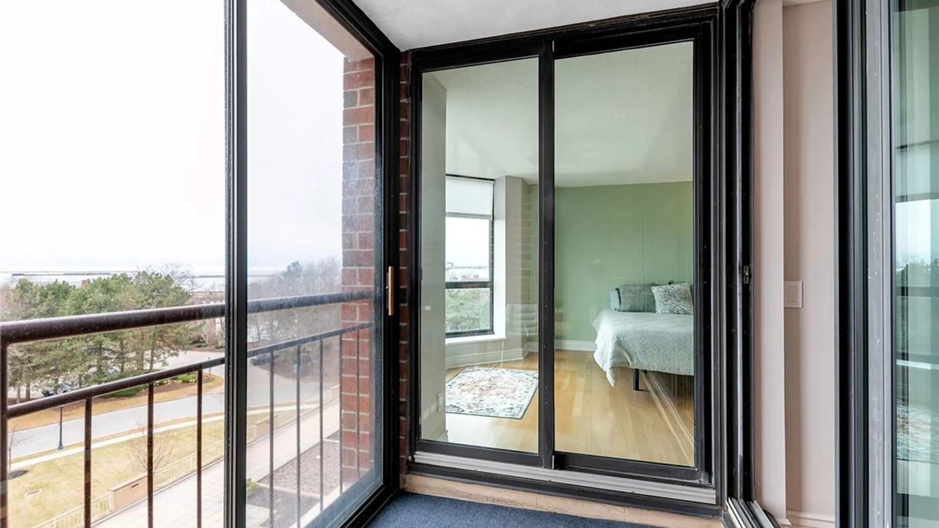 Property at 75 Ojibwa Circle, Buffalo, NY 14202 13