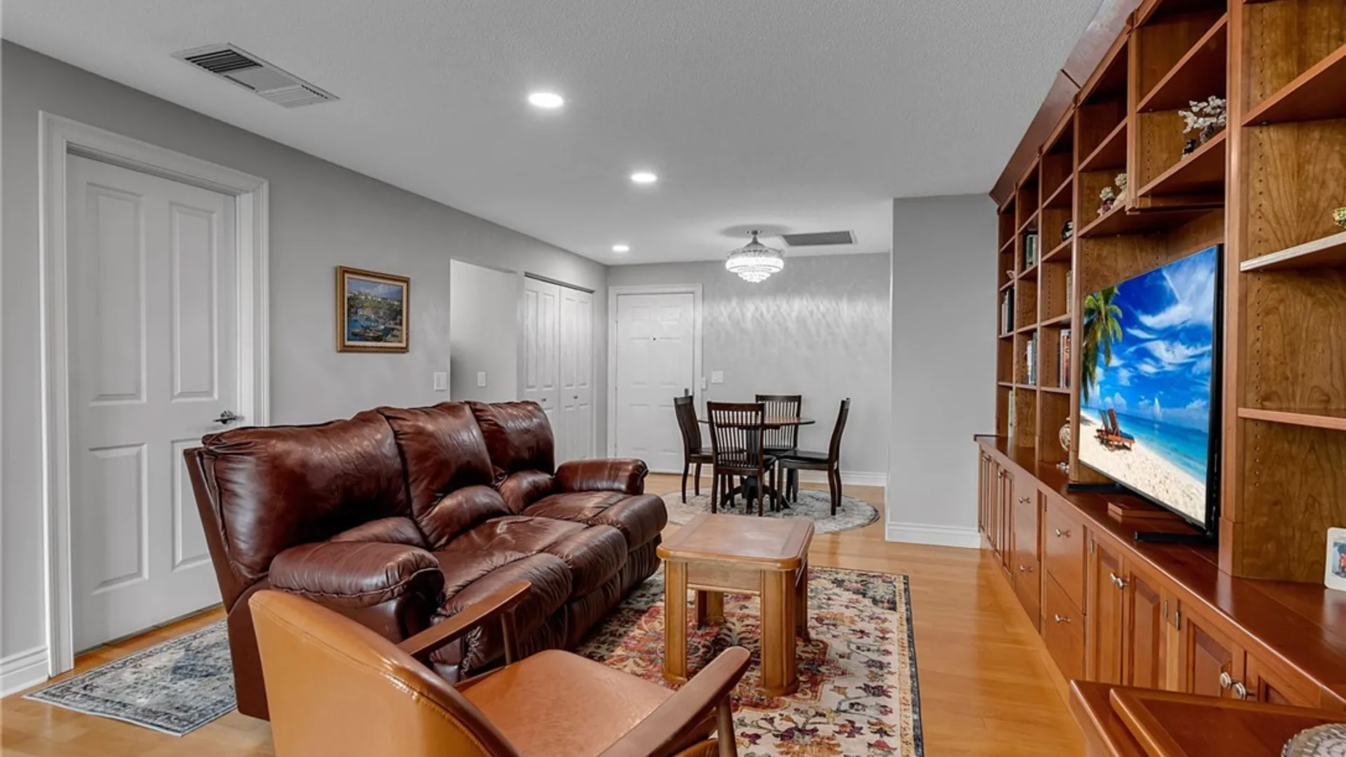 Property at 75 Ojibwa Circle, Buffalo, NY 14202 2