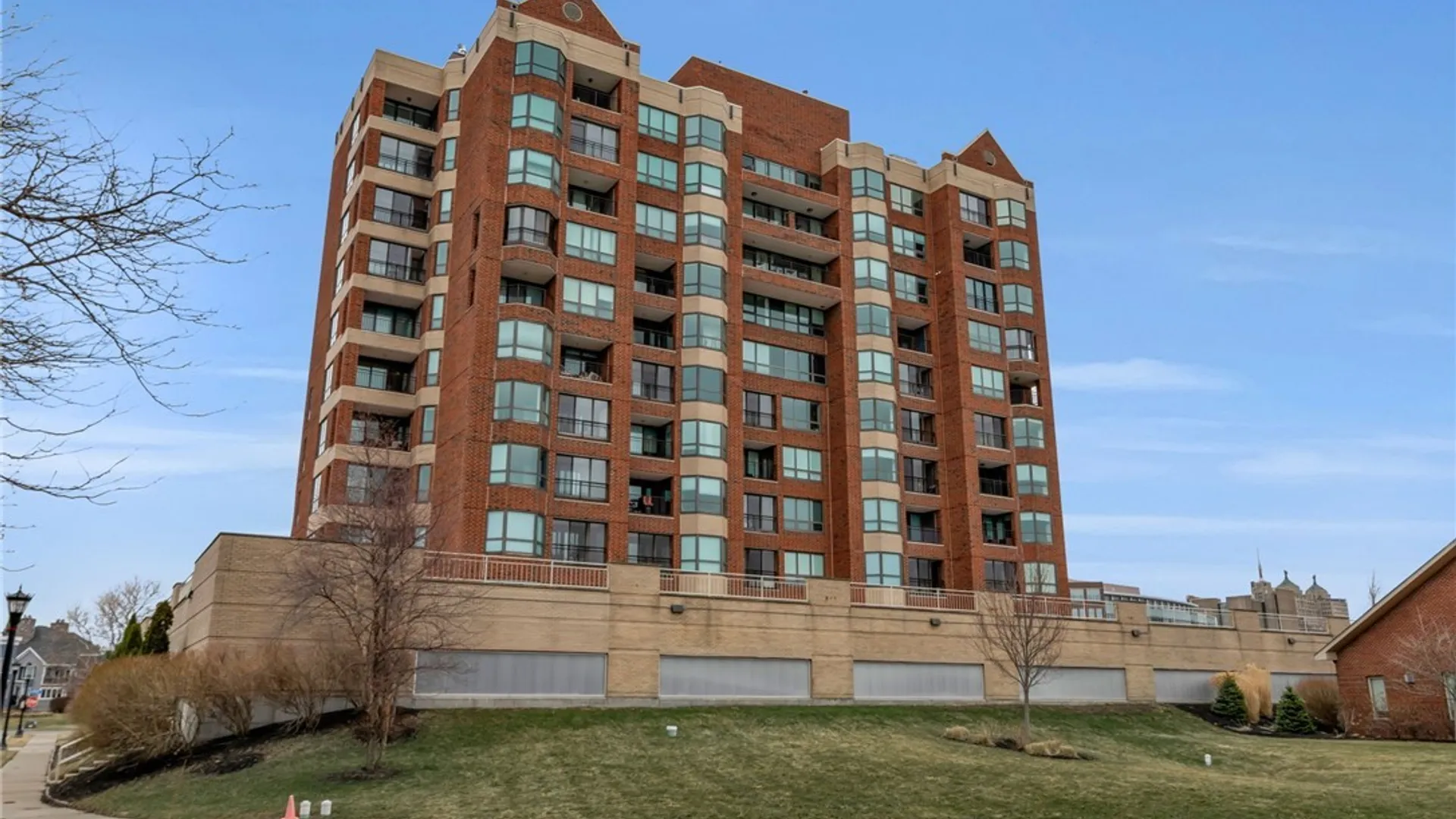 Property at 75 Ojibwa Circle, Buffalo, NY 14202 28