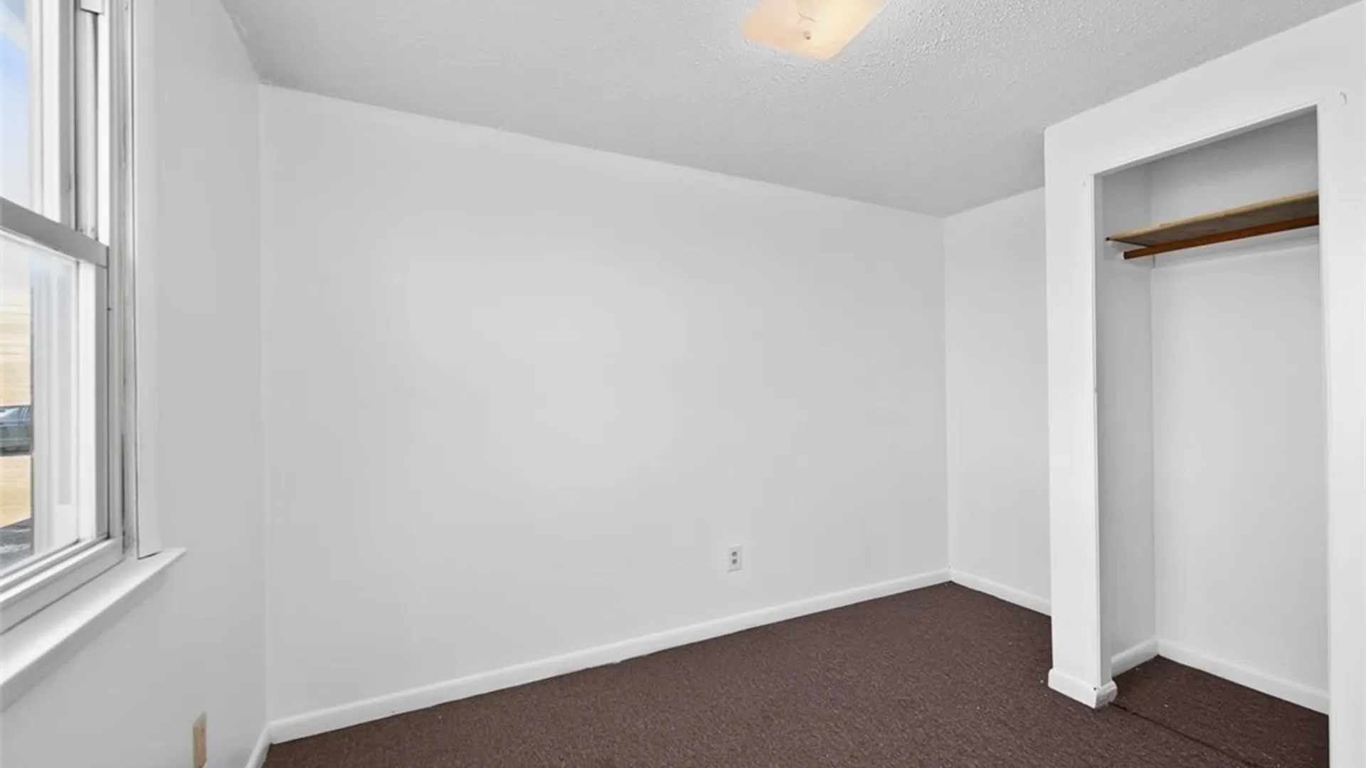 Property at 5629 Girard Avenue, Niagara Falls, NY 14304 20