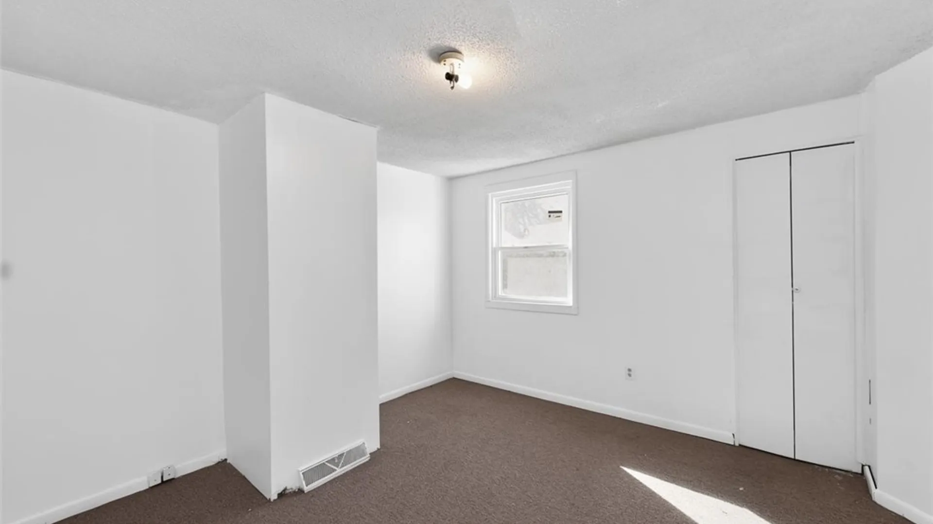 Property at 5629 Girard Avenue, Niagara Falls, NY 14304 27