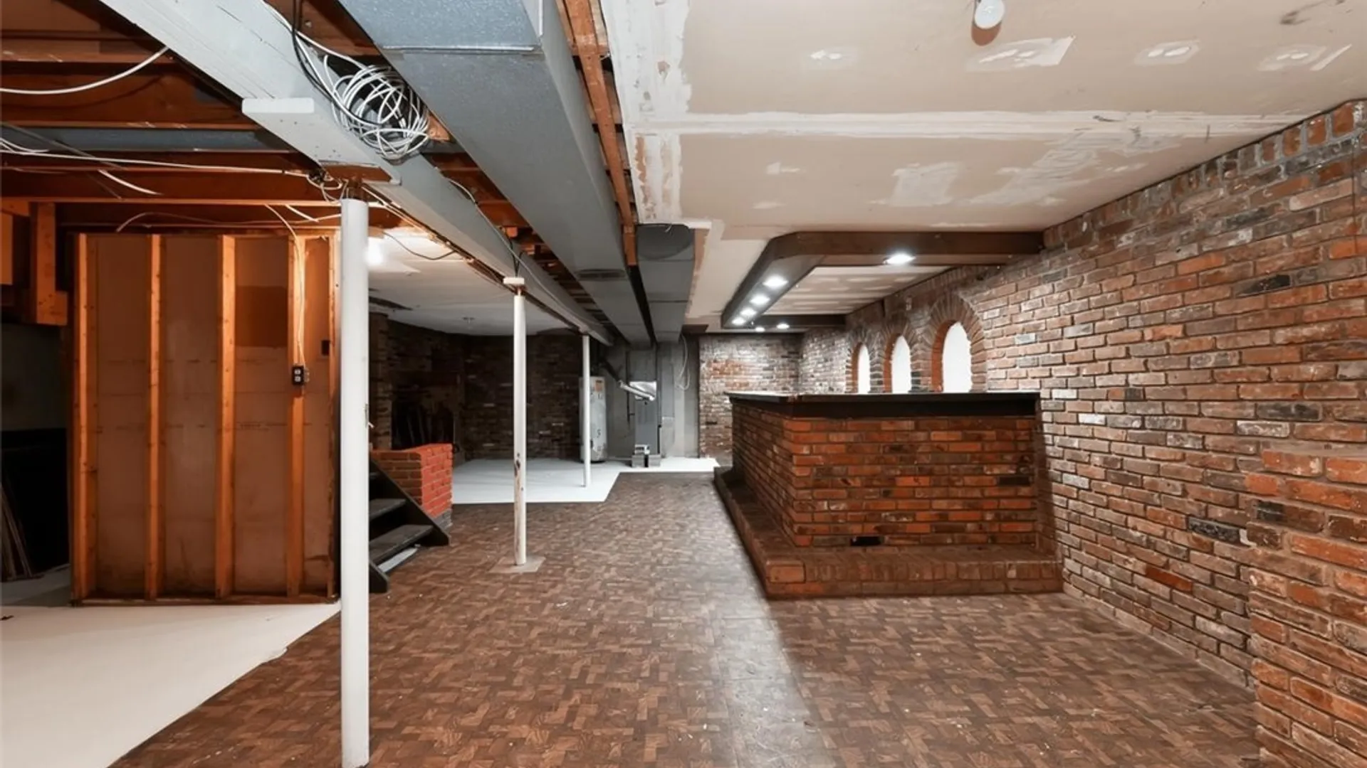 Property at 5629 Girard Avenue, Niagara Falls, NY 14304 32