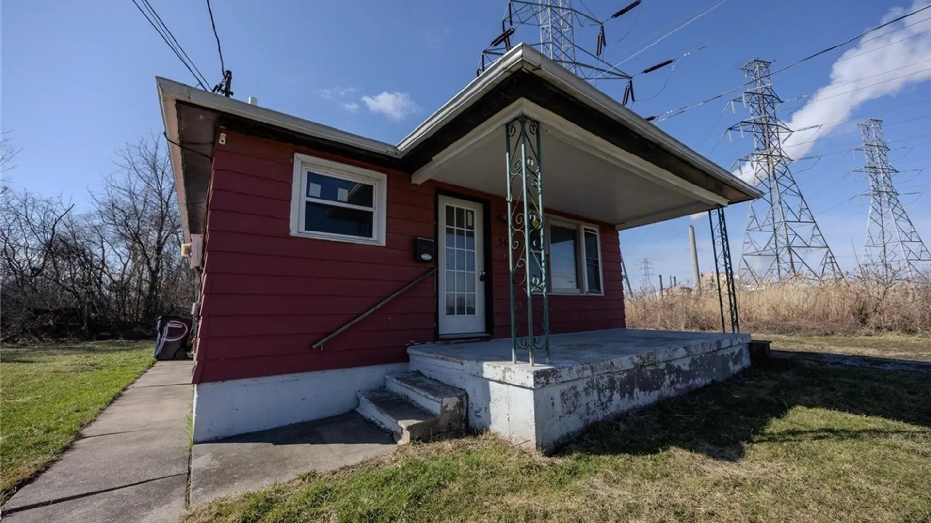 Property at 5629 Girard Avenue, Niagara Falls, NY 14304 4