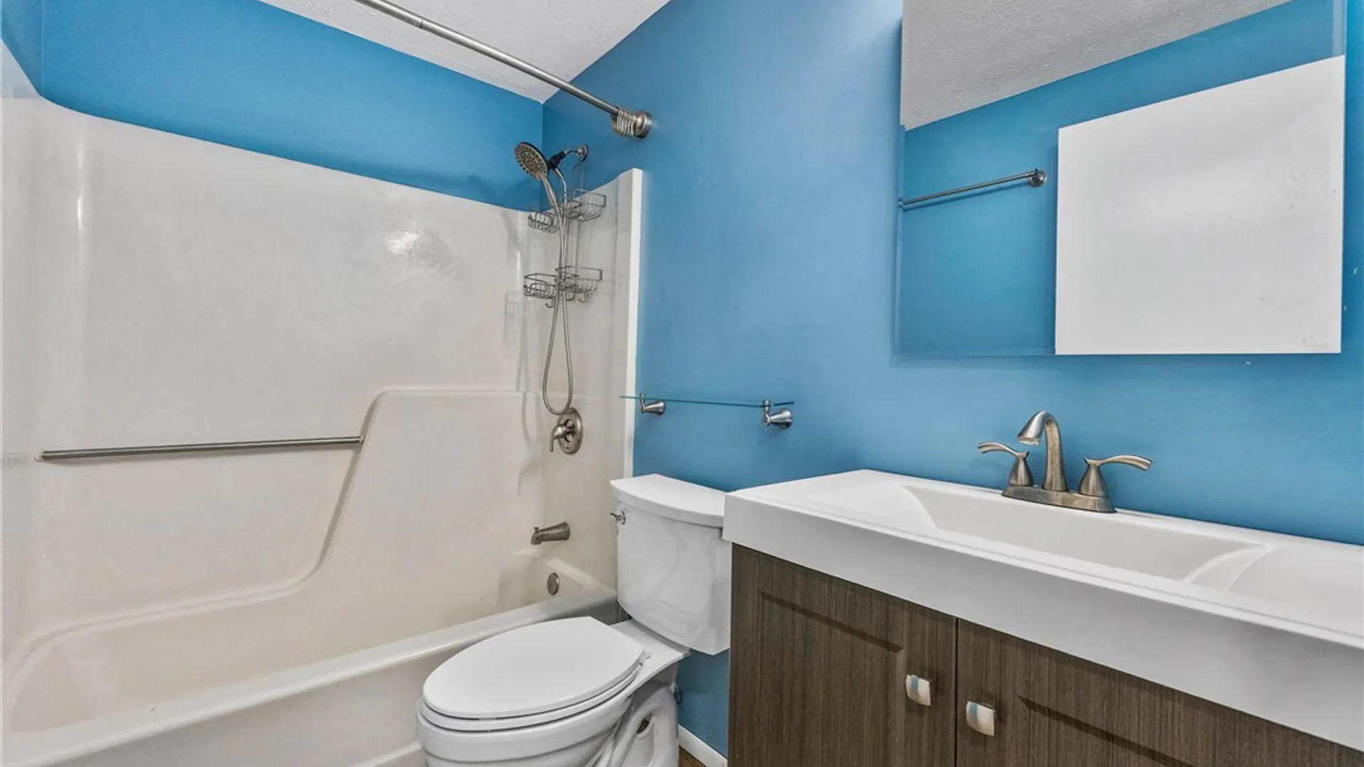 Property at 5 Bramblewood Lane, Penfield, NY 14526 21