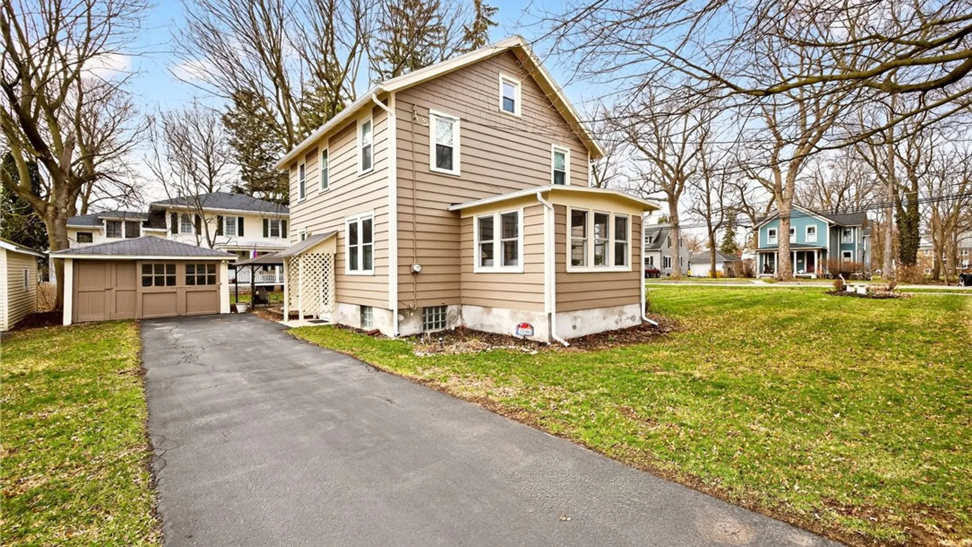 Property at 3238 East Avenue, Caledonia, NY 14423 4
