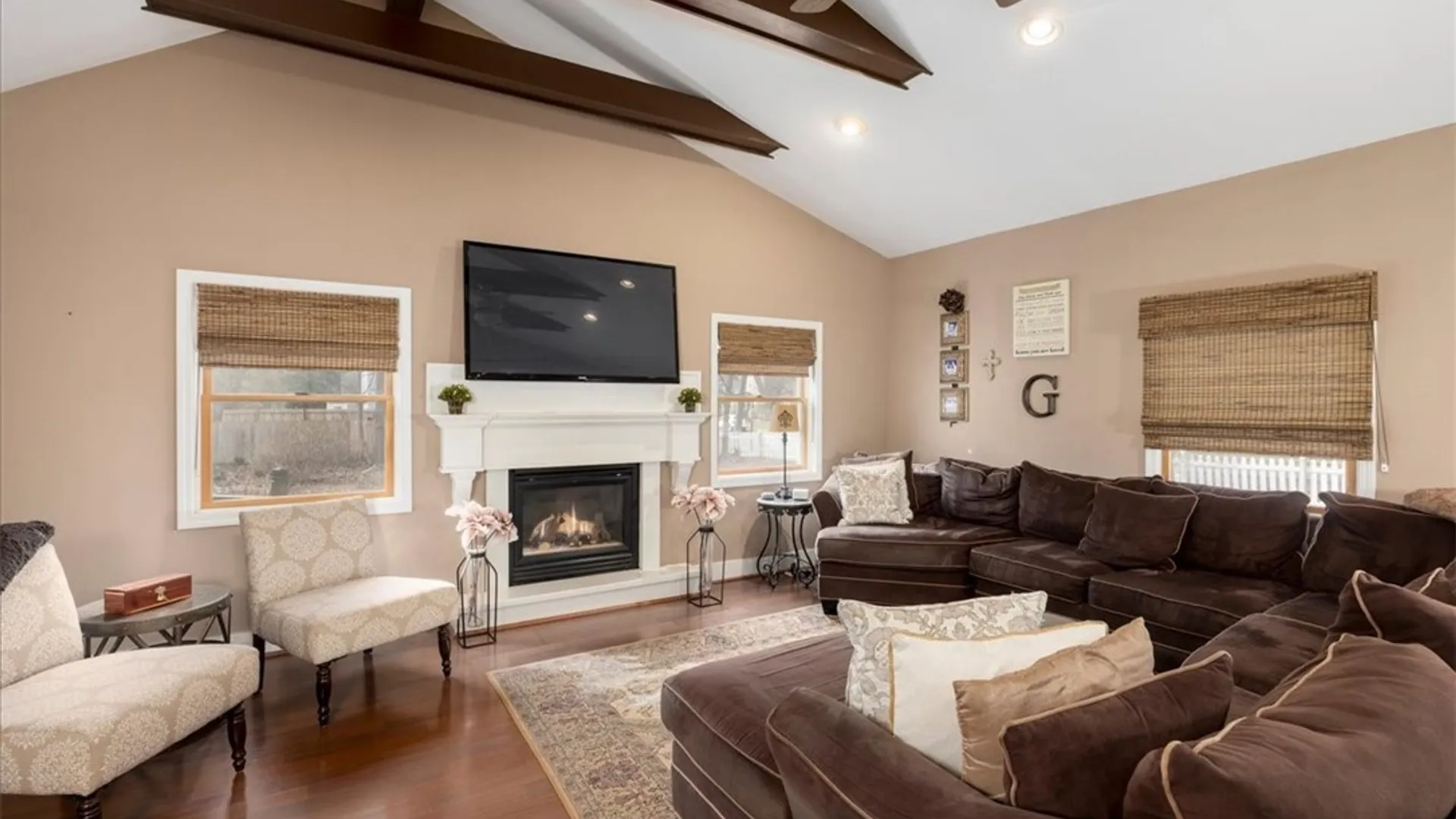 Property at 139 Maple Rd, Aurora, NY 14052 6