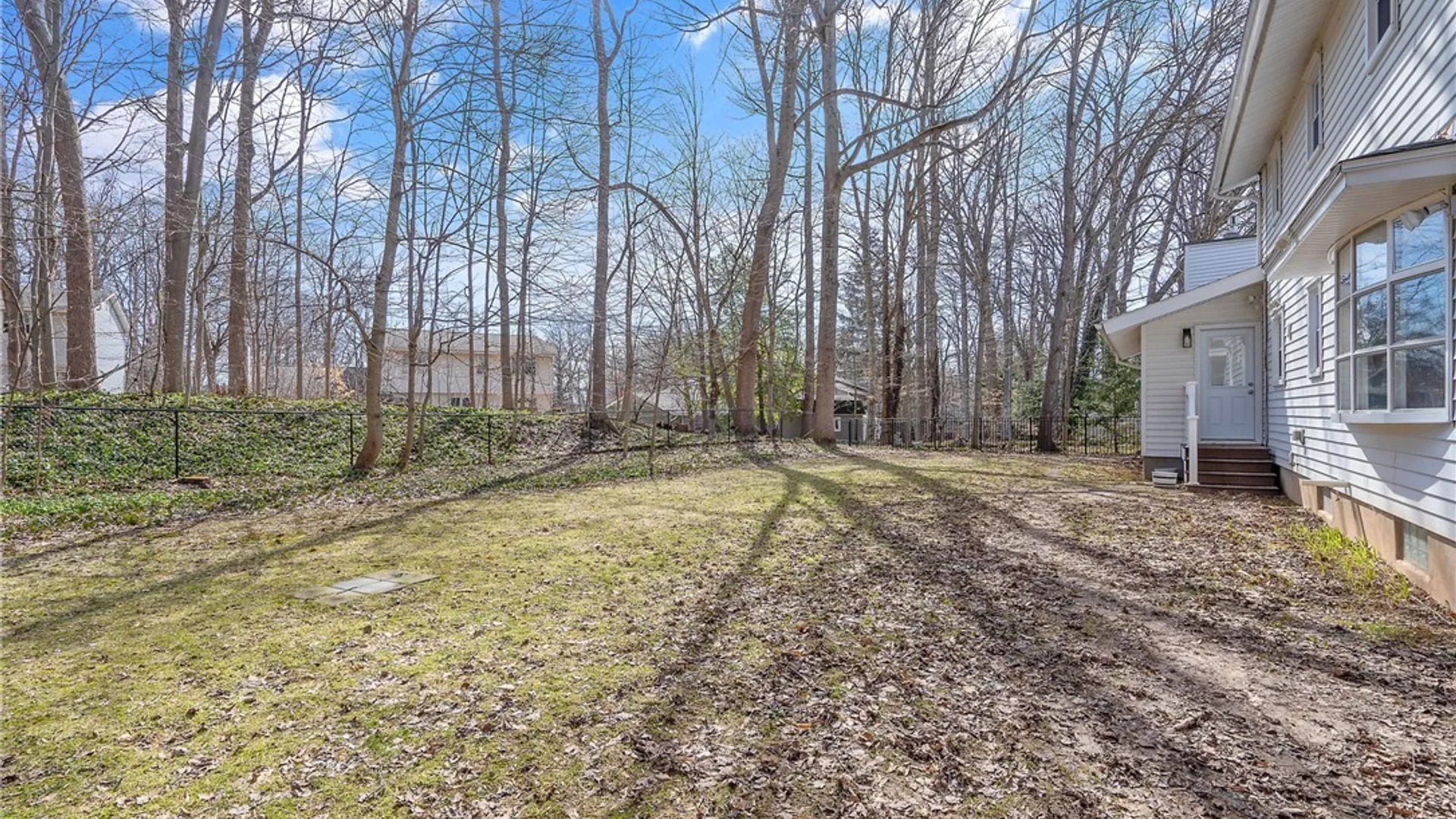 Property at 131 Sagamore Drive, Clay, NY 13090 40