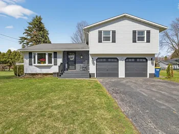 Property at 104 Mallard Drive, Camillus, NY 13031