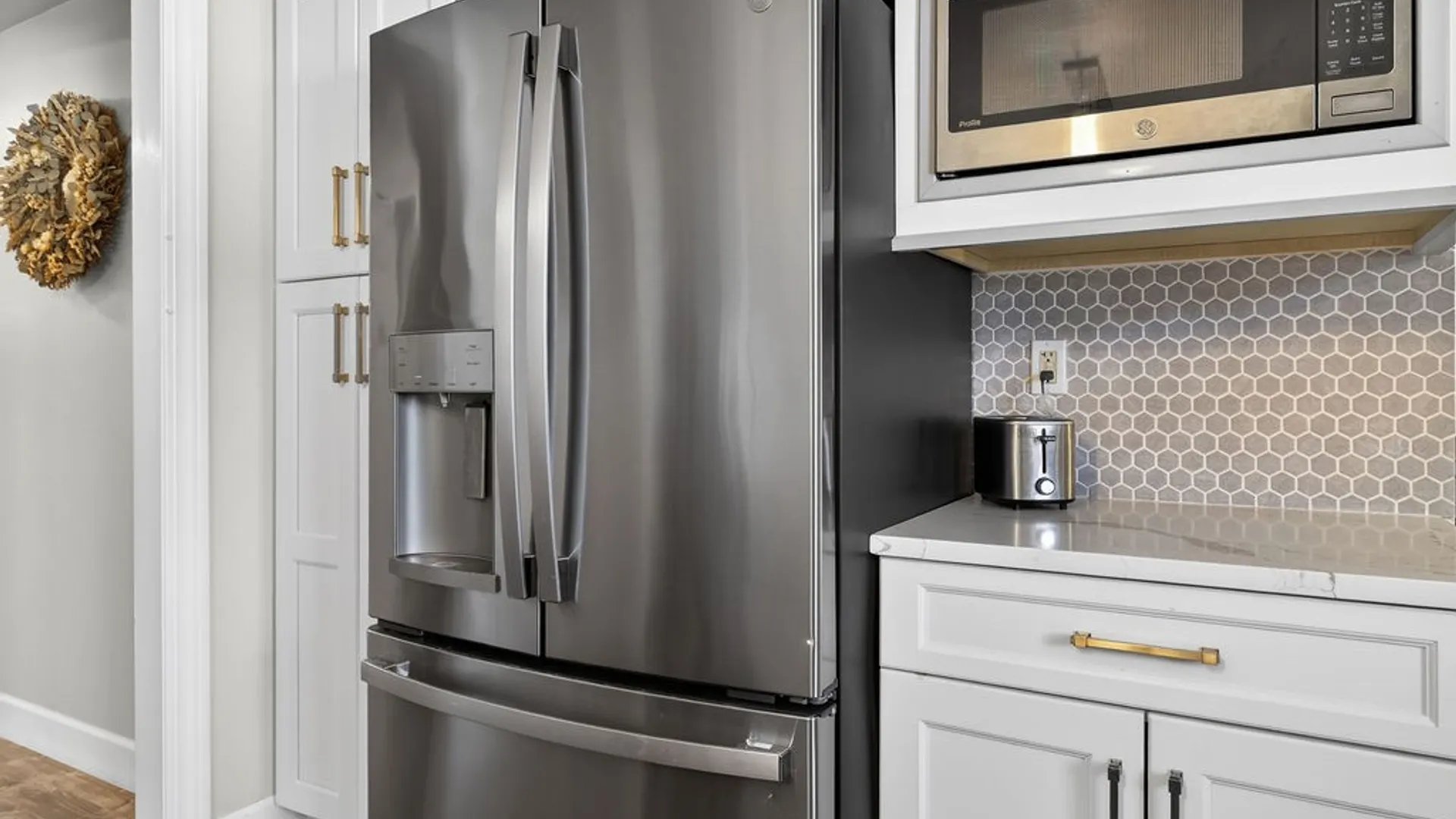 Property at 104 Mallard Drive, Camillus, NY 13031 25