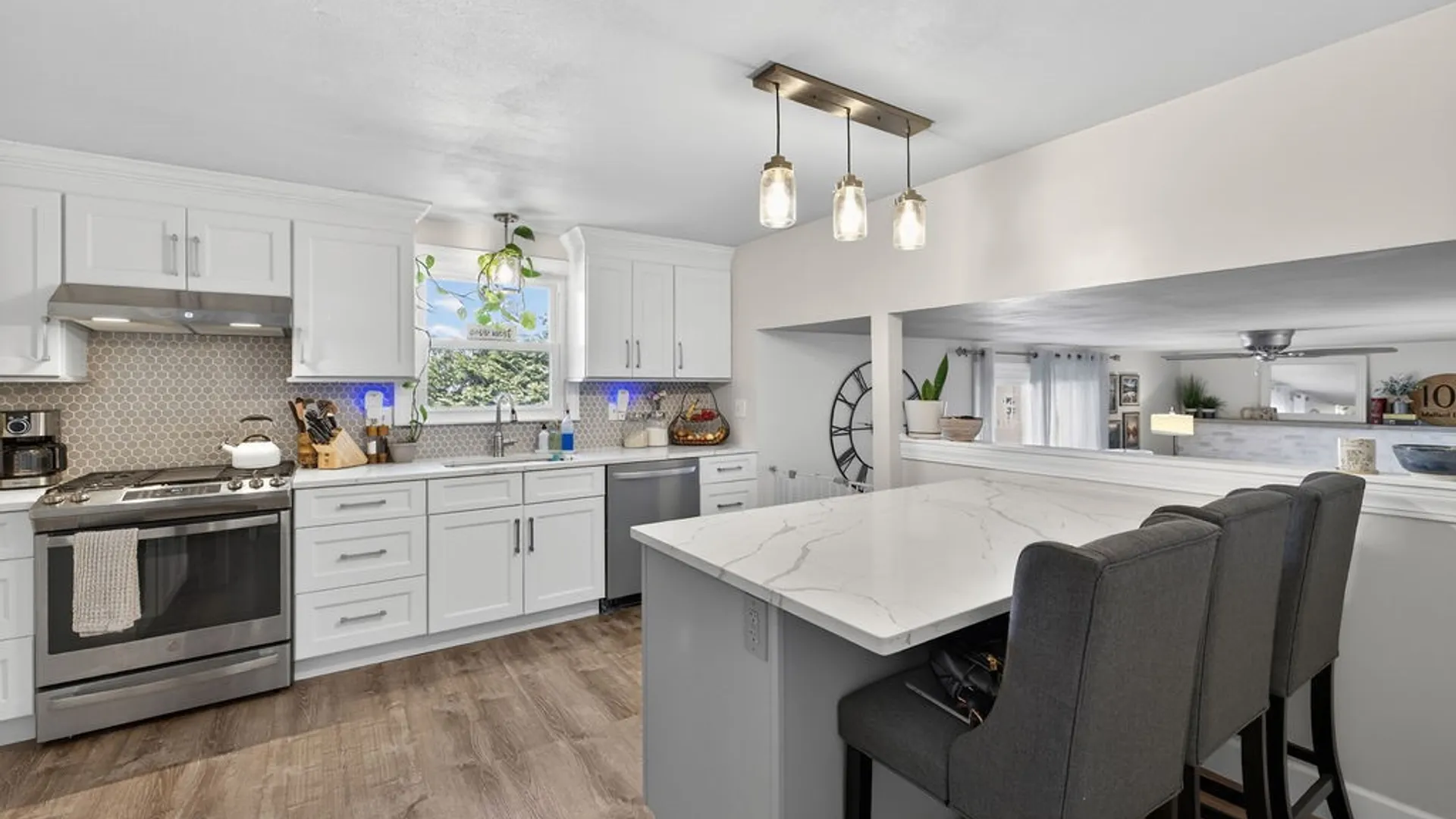 Property at 104 Mallard Drive, Camillus, NY 13031 26