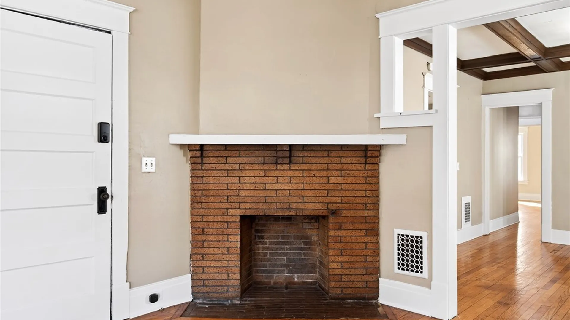 Property at 76 Vernon Place, Buffalo, NY 14214 17