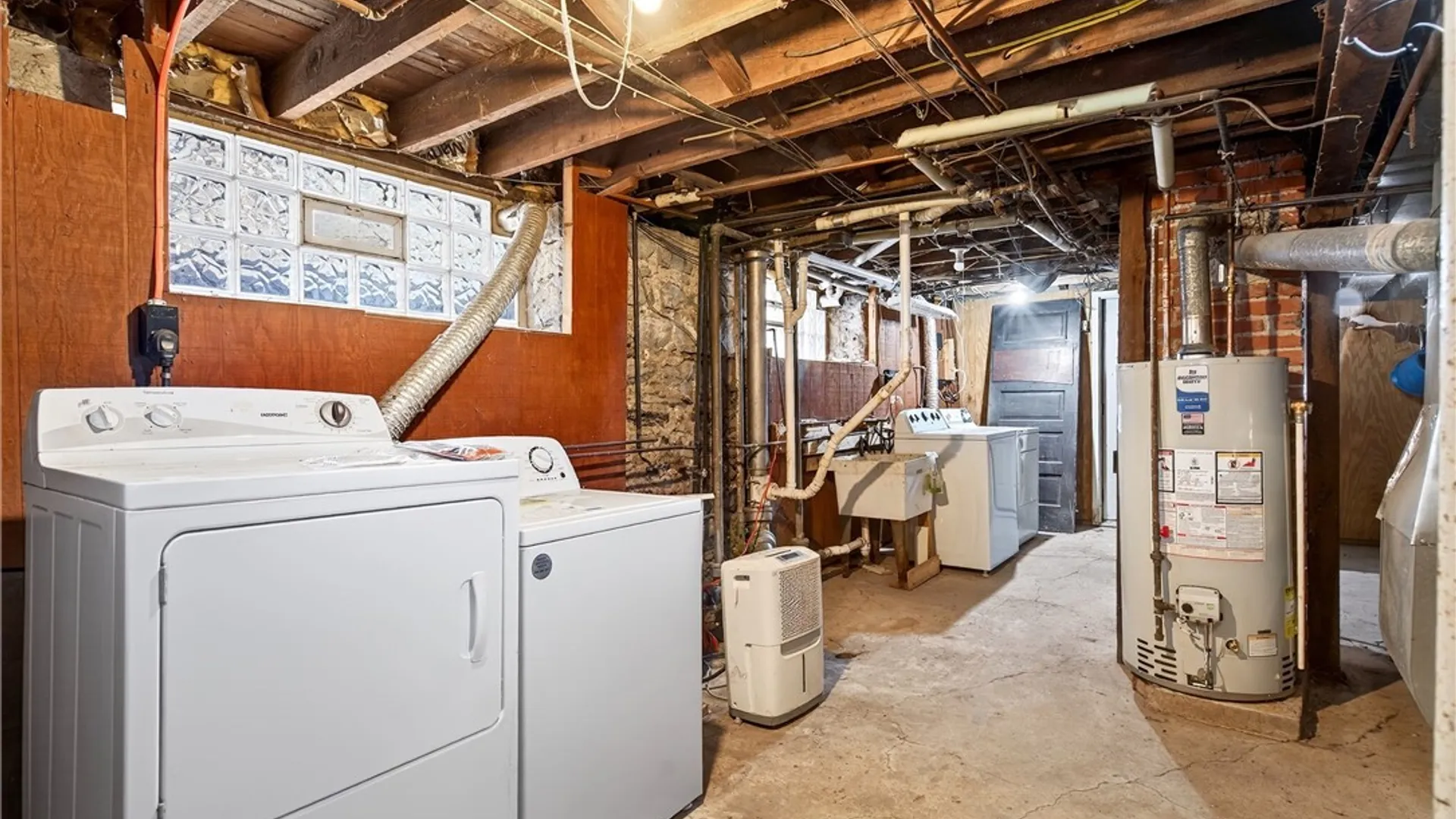 Property at 76 Vernon Place, Buffalo, NY 14214 30