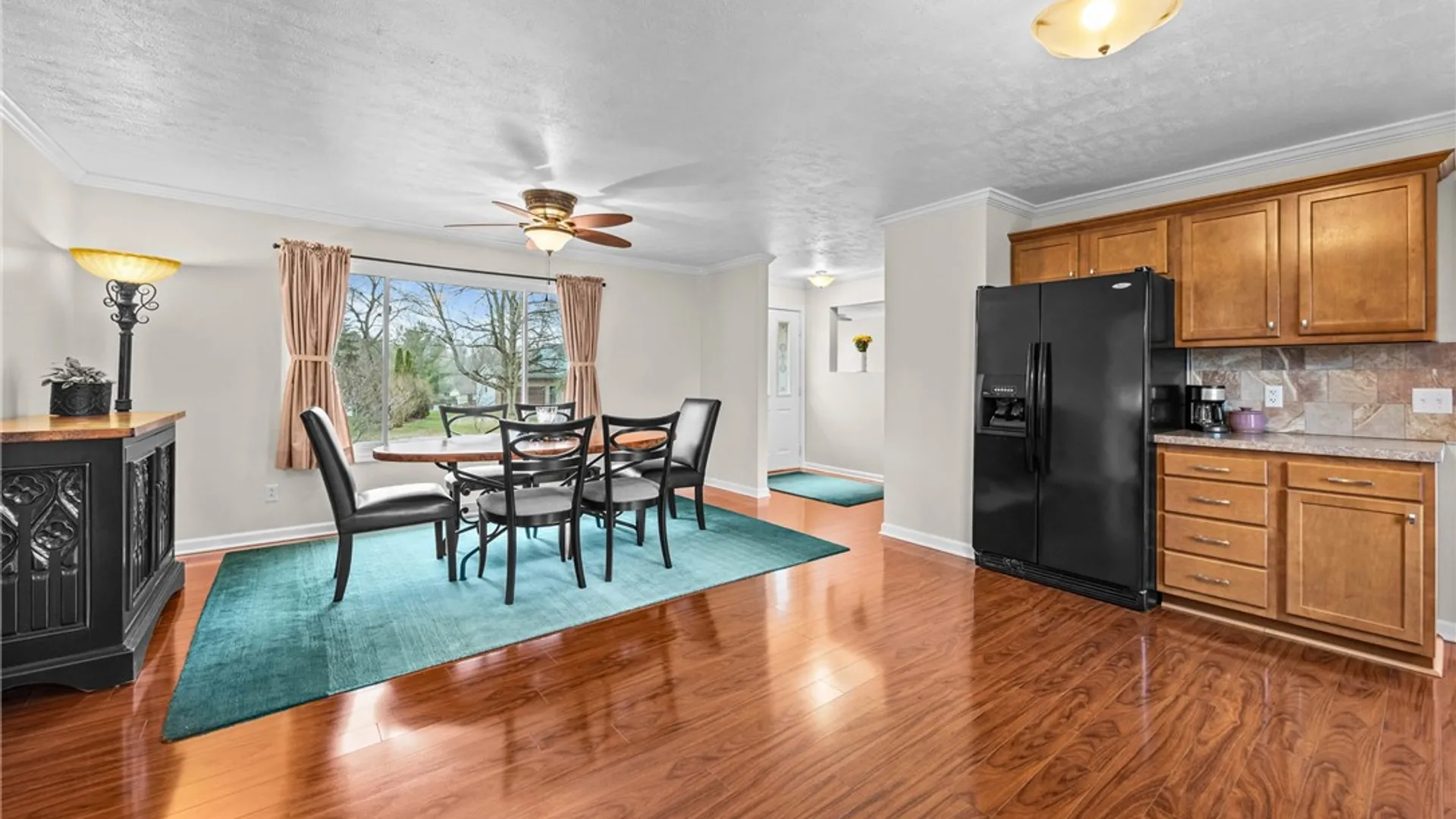 Property at 4 Putting Green Lane, Perinton, NY 14526 12