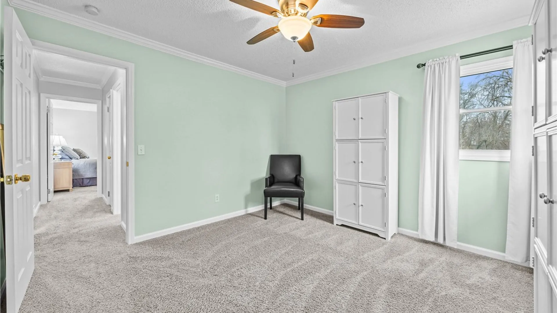 Property at 4 Putting Green Lane, Perinton, NY 14526 28