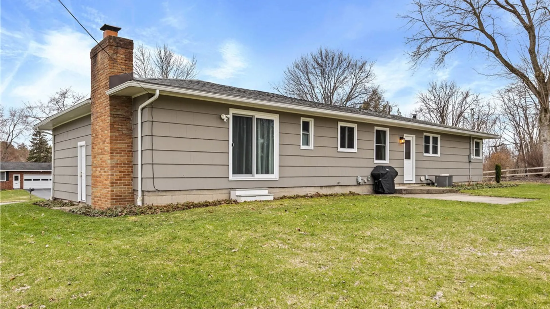 Property at 4 Putting Green Lane, Perinton, NY 14526 45