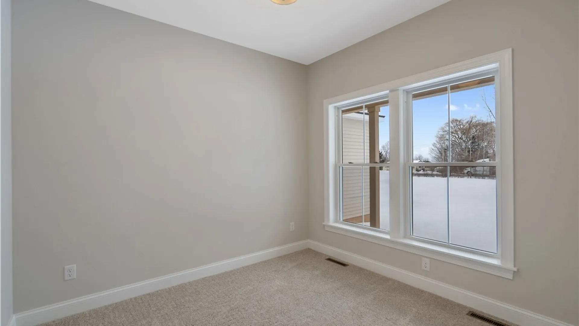 Property at 109 Terwillager Lane, Manlius, NY 13116 14