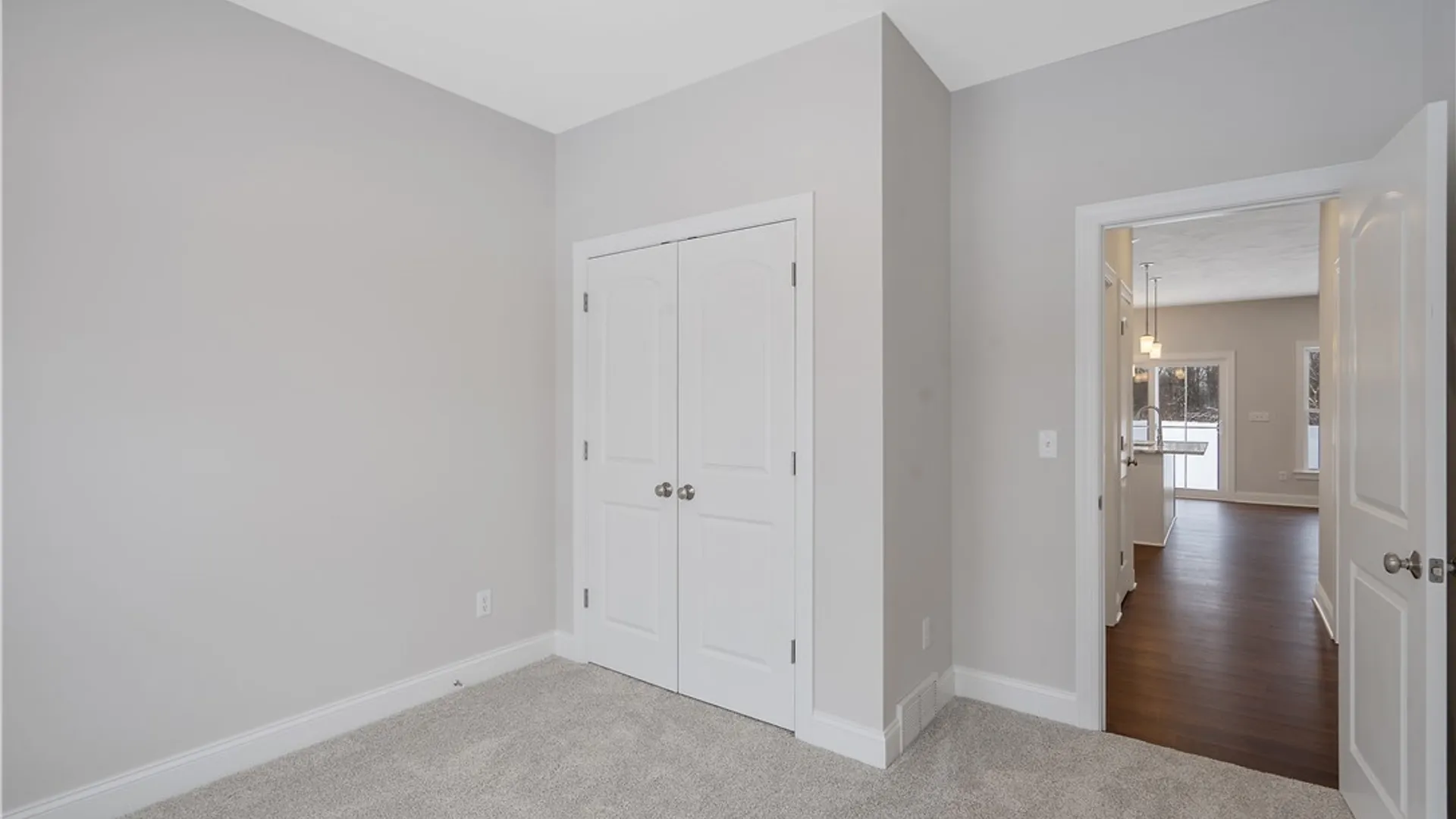 Property at 109 Terwillager Lane, Manlius, NY 13116 17