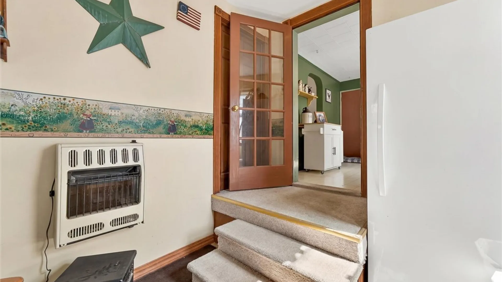 Property at 30 Elm St, Perry, NY 14530 8