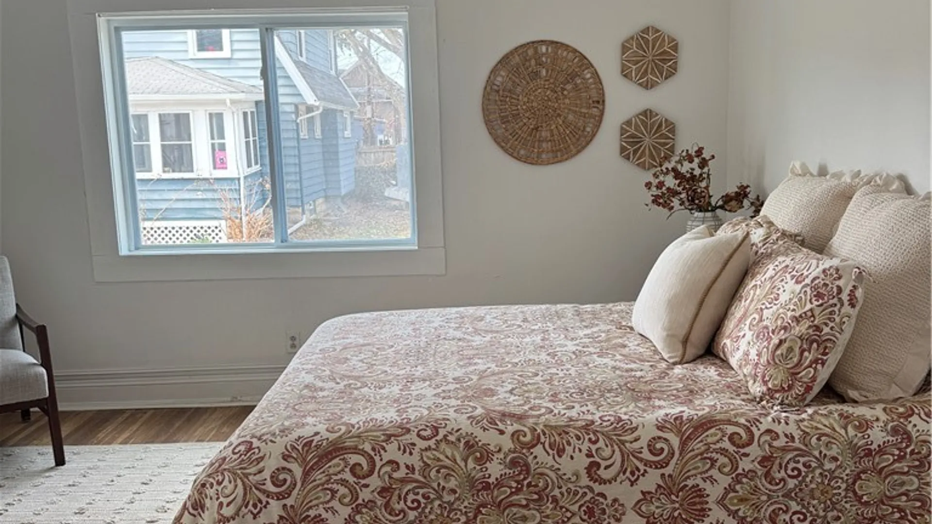 Property at 24 Bloomfield Place, Rochester, NY 14620 10