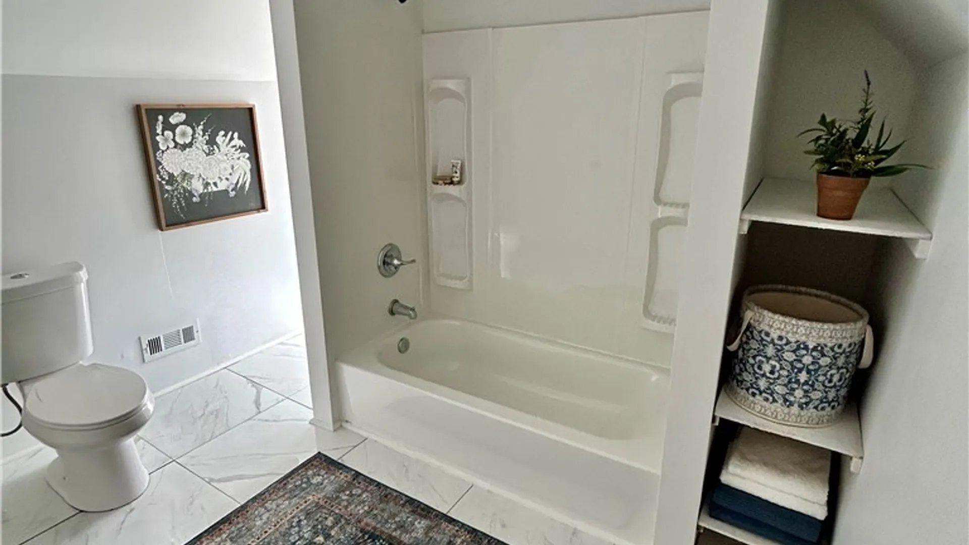 Property at 24 Bloomfield Place, Rochester, NY 14620 20