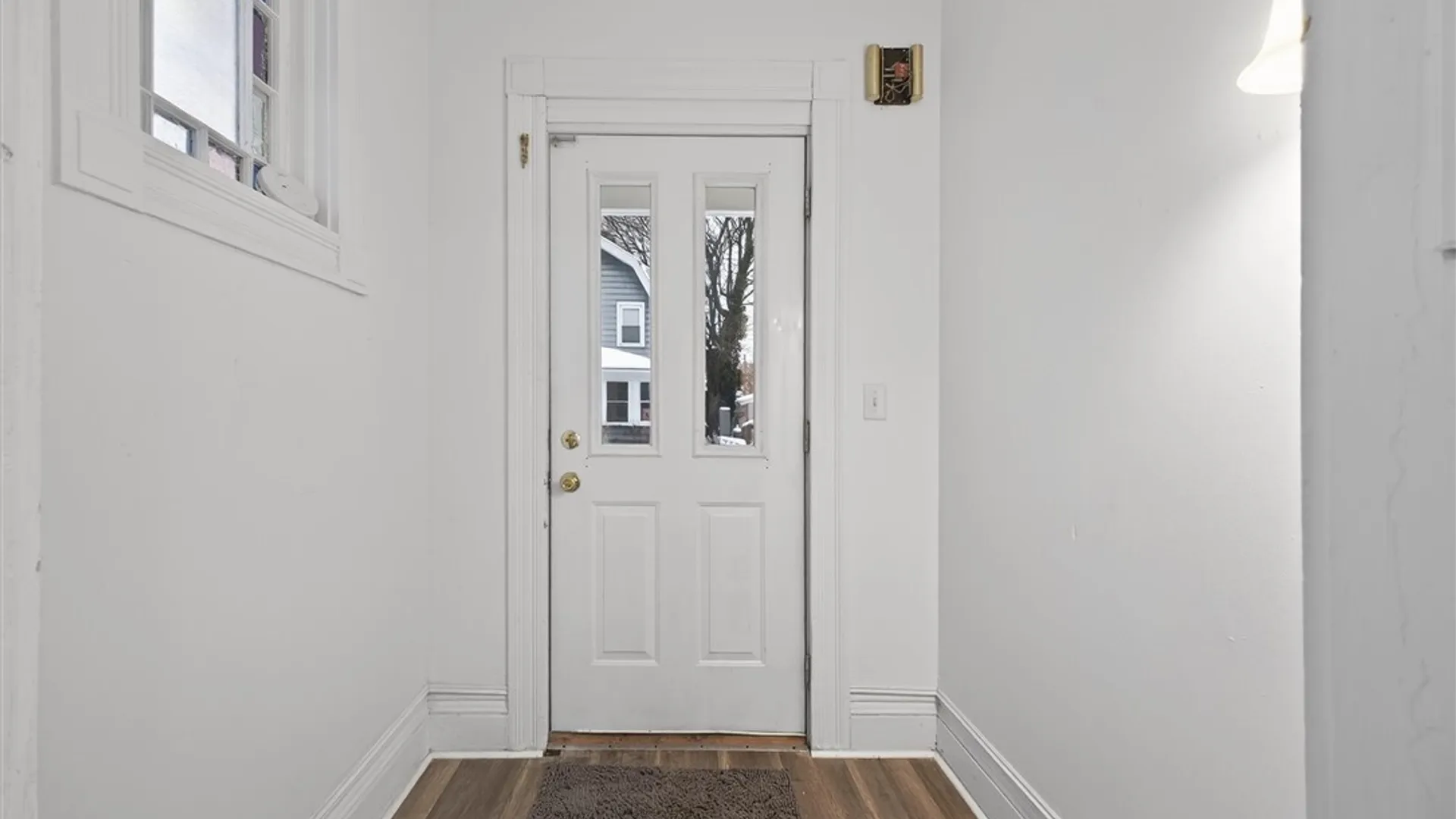 Property at 24 Bloomfield Place, Rochester, NY 14620 4