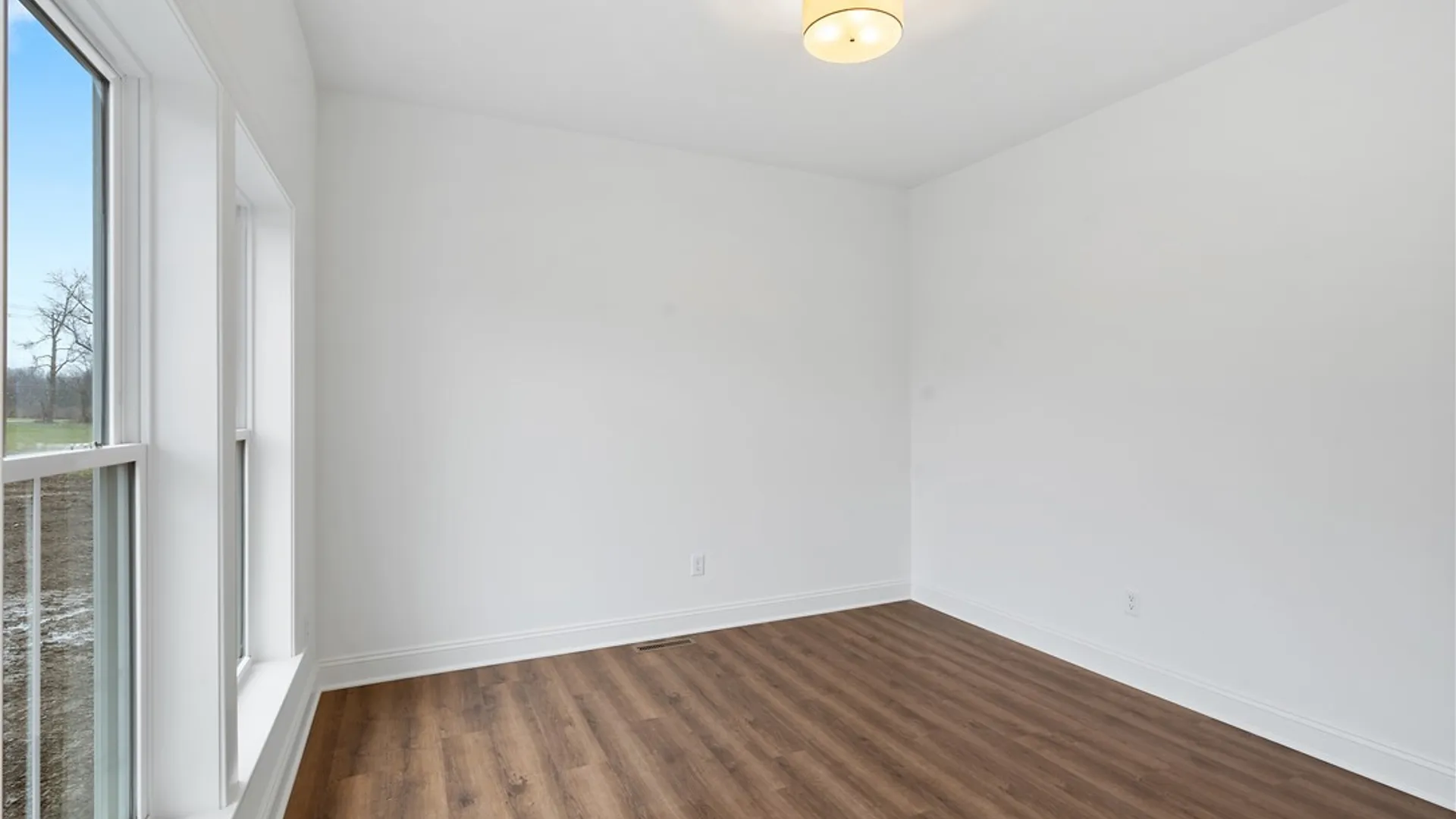 Property at 105 Terwillager Lane, Manlius, NY 13116 4