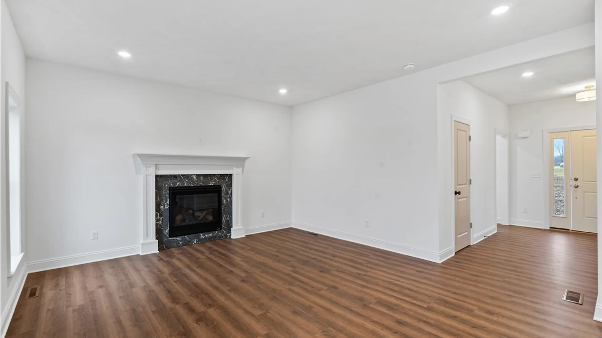 Property at 105 Terwillager Lane, Manlius, NY 13116 7