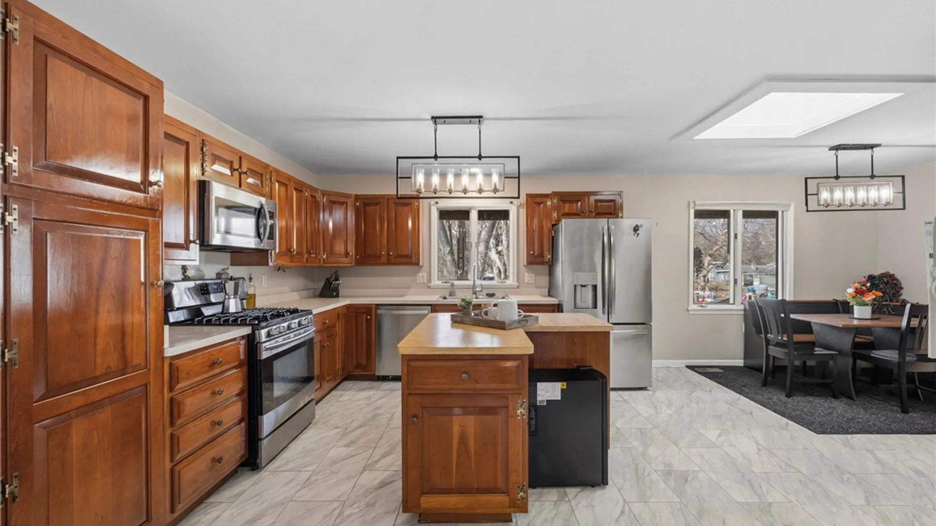 Property at 1738 Creek St, Penfield, NY 14526 11