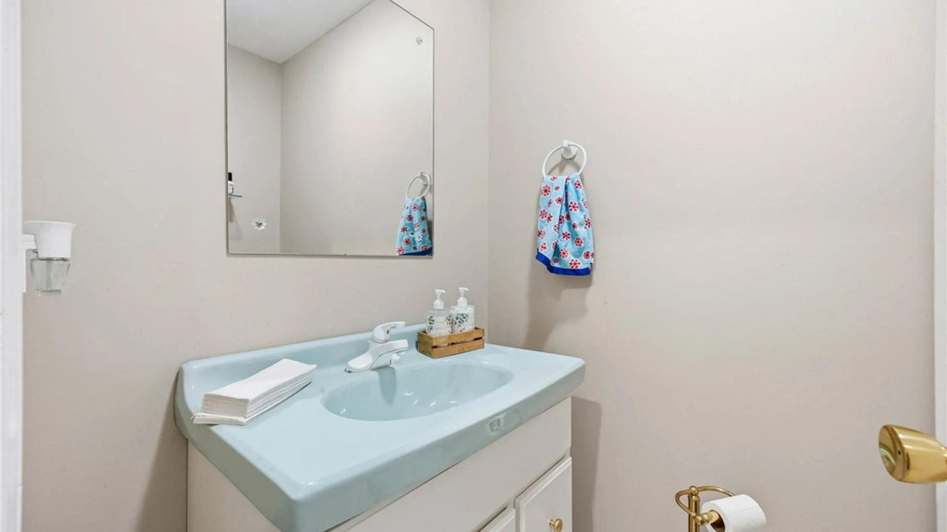 Property at 1738 Creek St, Penfield, NY 14526 17