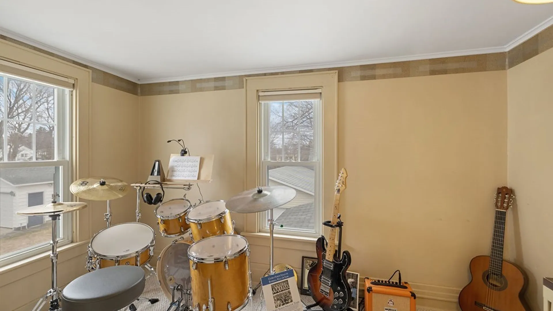 Property at 223 Wellington Road, DeWitt, NY 13214 35