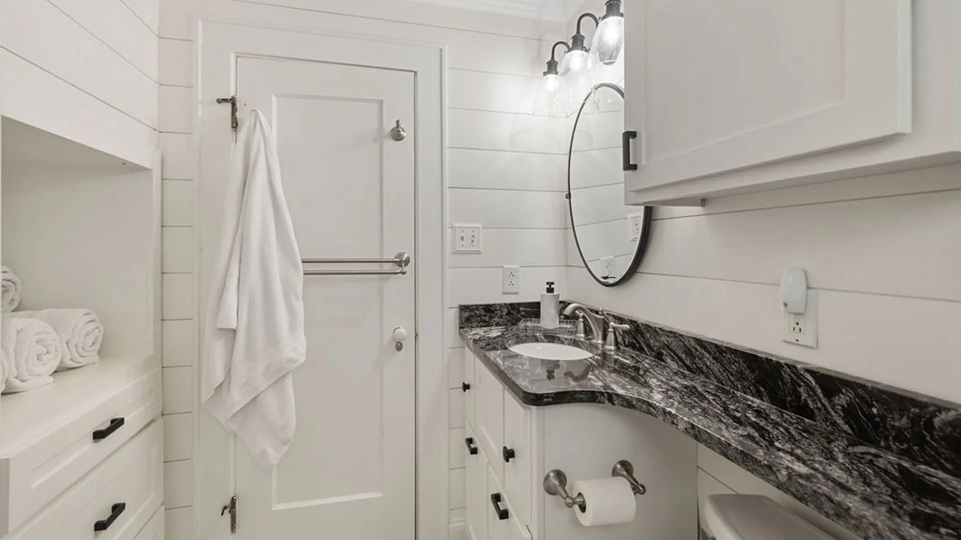 Property at 223 Wellington Road, DeWitt, NY 13214 38