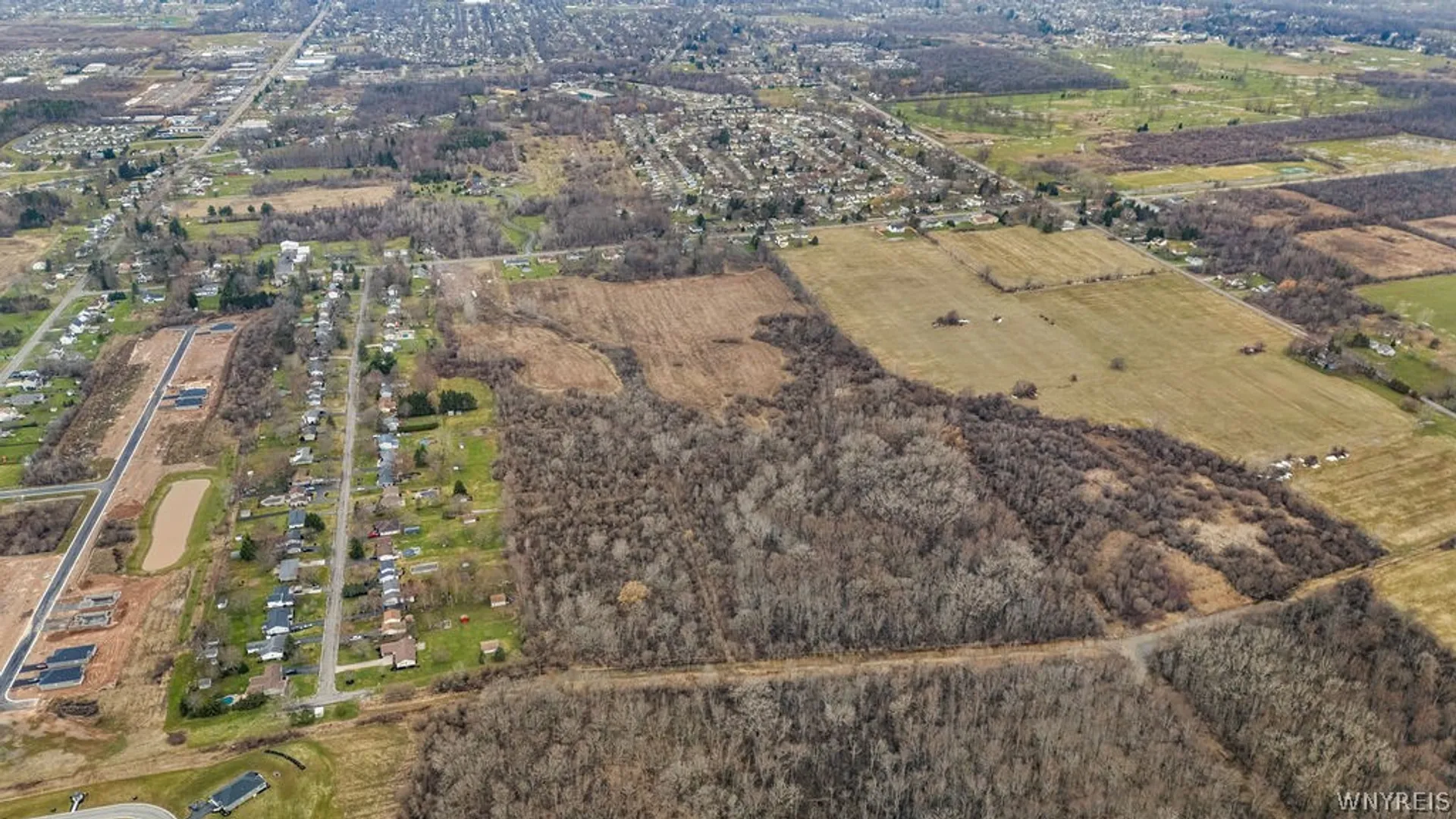 Property at 1000 Ernest Road, Lockport Town, NY 14094 14