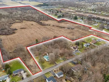 Property at 1000 Ernest Road, Lockport Town, NY 14094