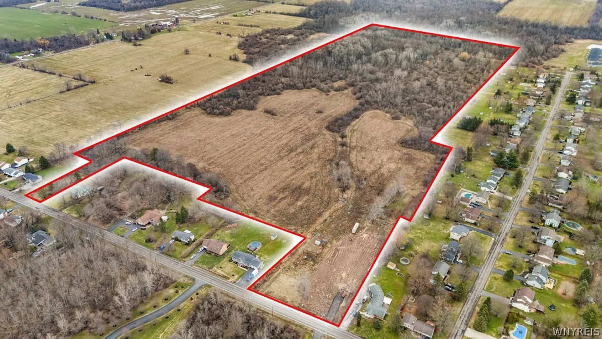 Property at 1000 Ernest Road, Lockport Town, NY 14094 4