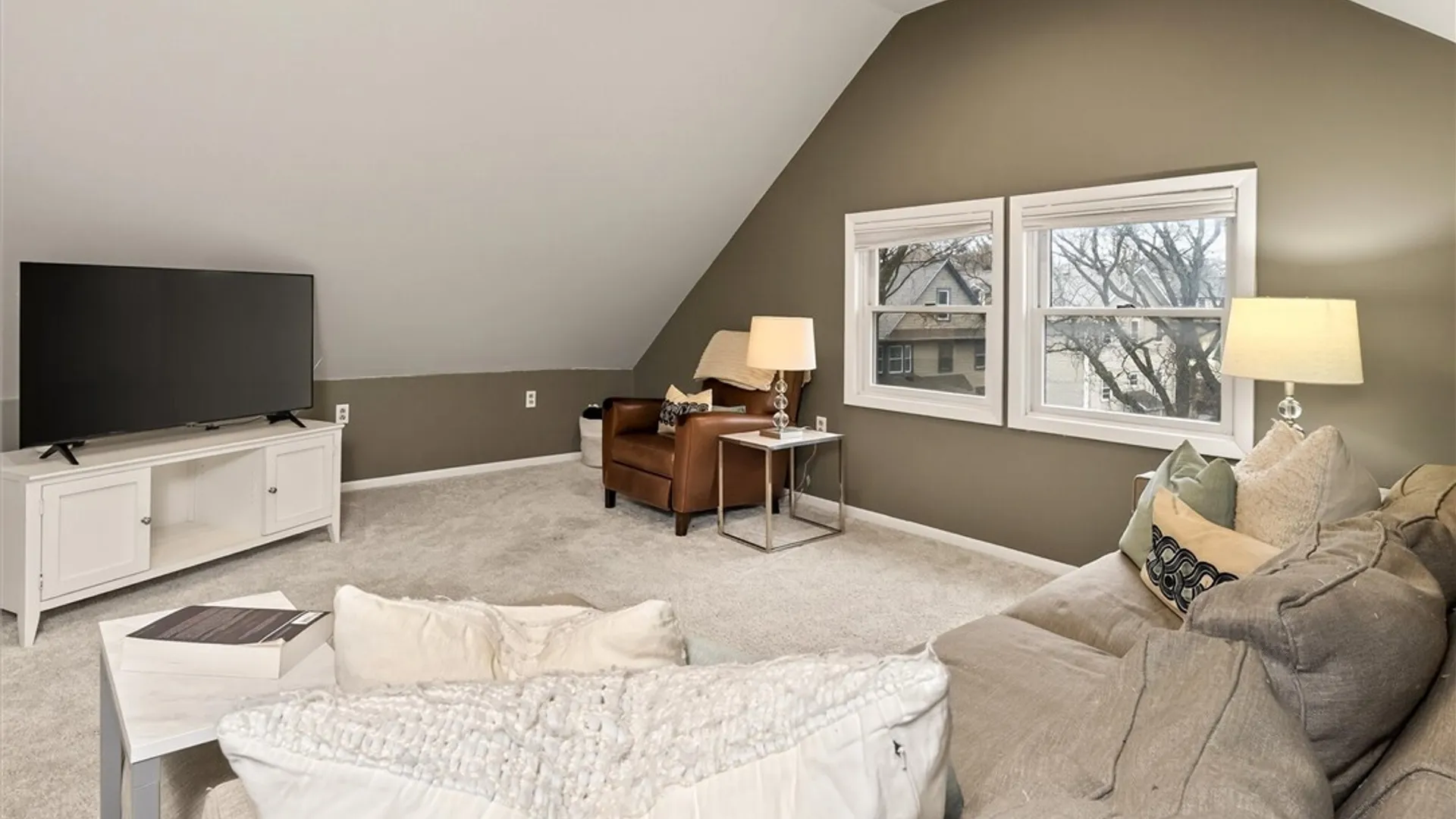 Property at 985 Harvard Street, Rochester, NY 14610 43