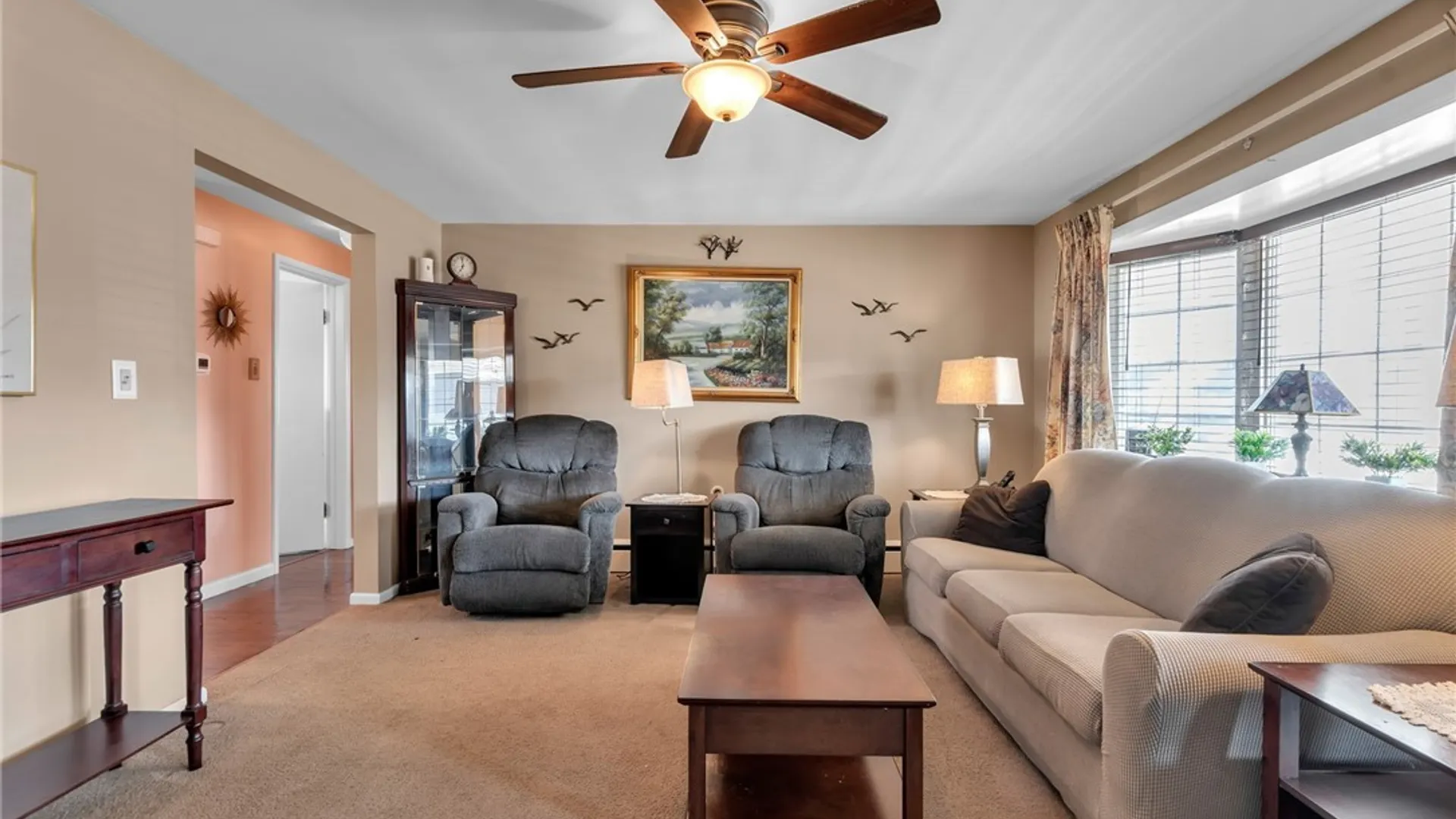 Property at 242 N Pleasant Parkway, Cheektowaga, NY 14206 32